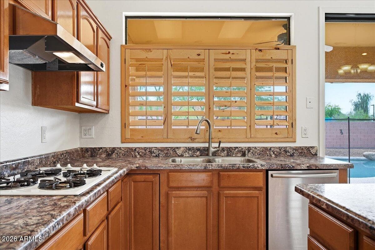 4307 E WILLIAMS Drive, Phoenix, AZ 85050 — photo 20 of 48