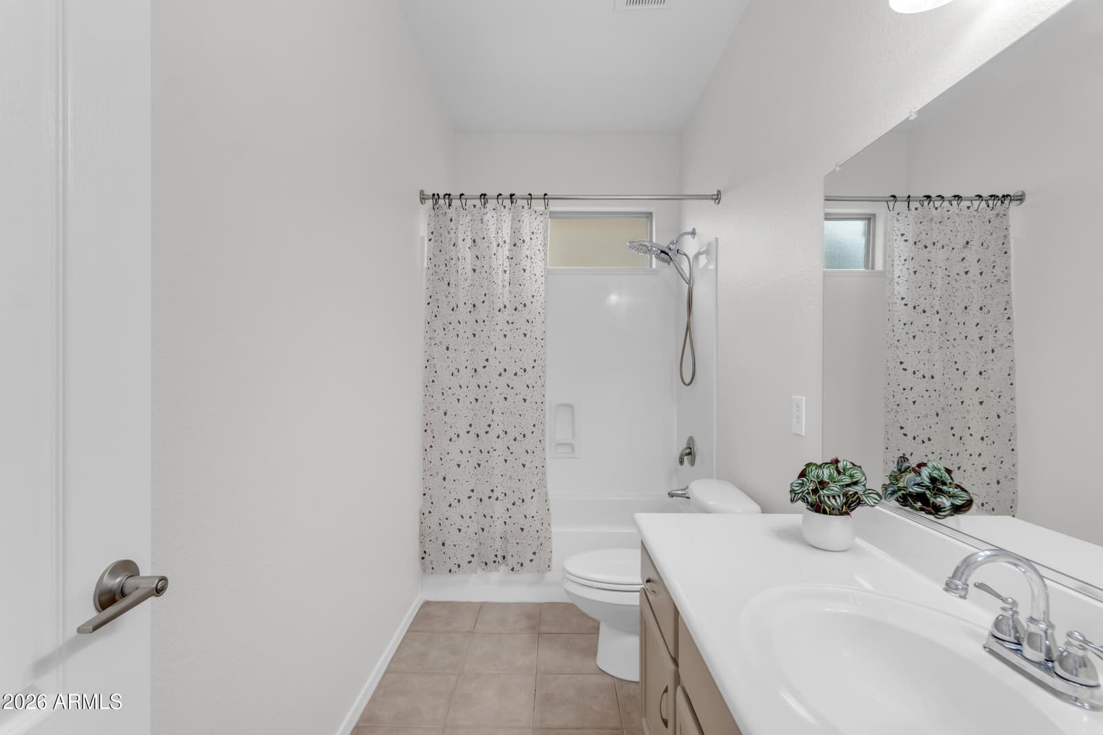 1121 E RANCH Court, Gilbert, AZ 85296 — photo 28 of 38