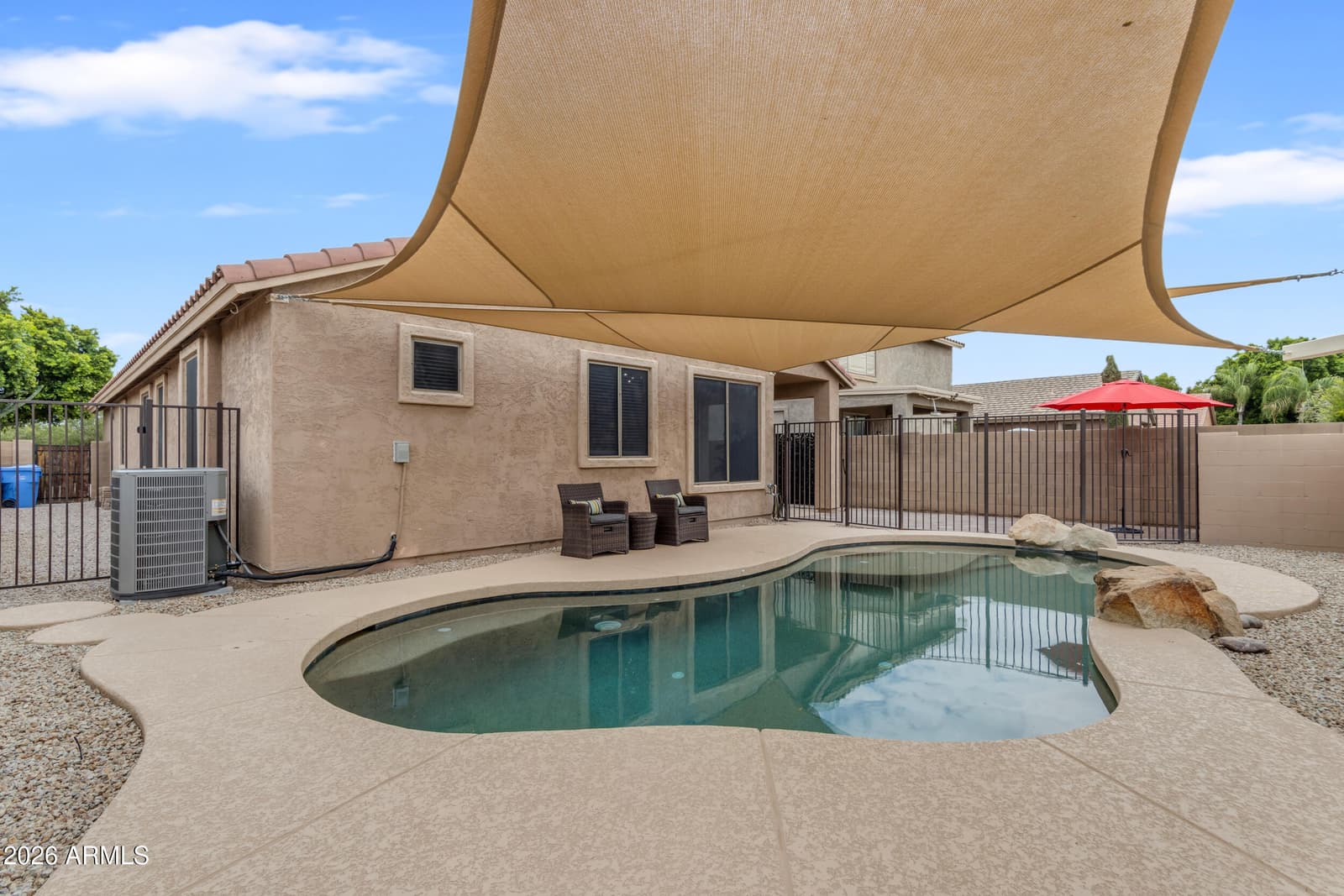 1121 E RANCH Court, Gilbert, AZ 85296 — photo 36 of 38