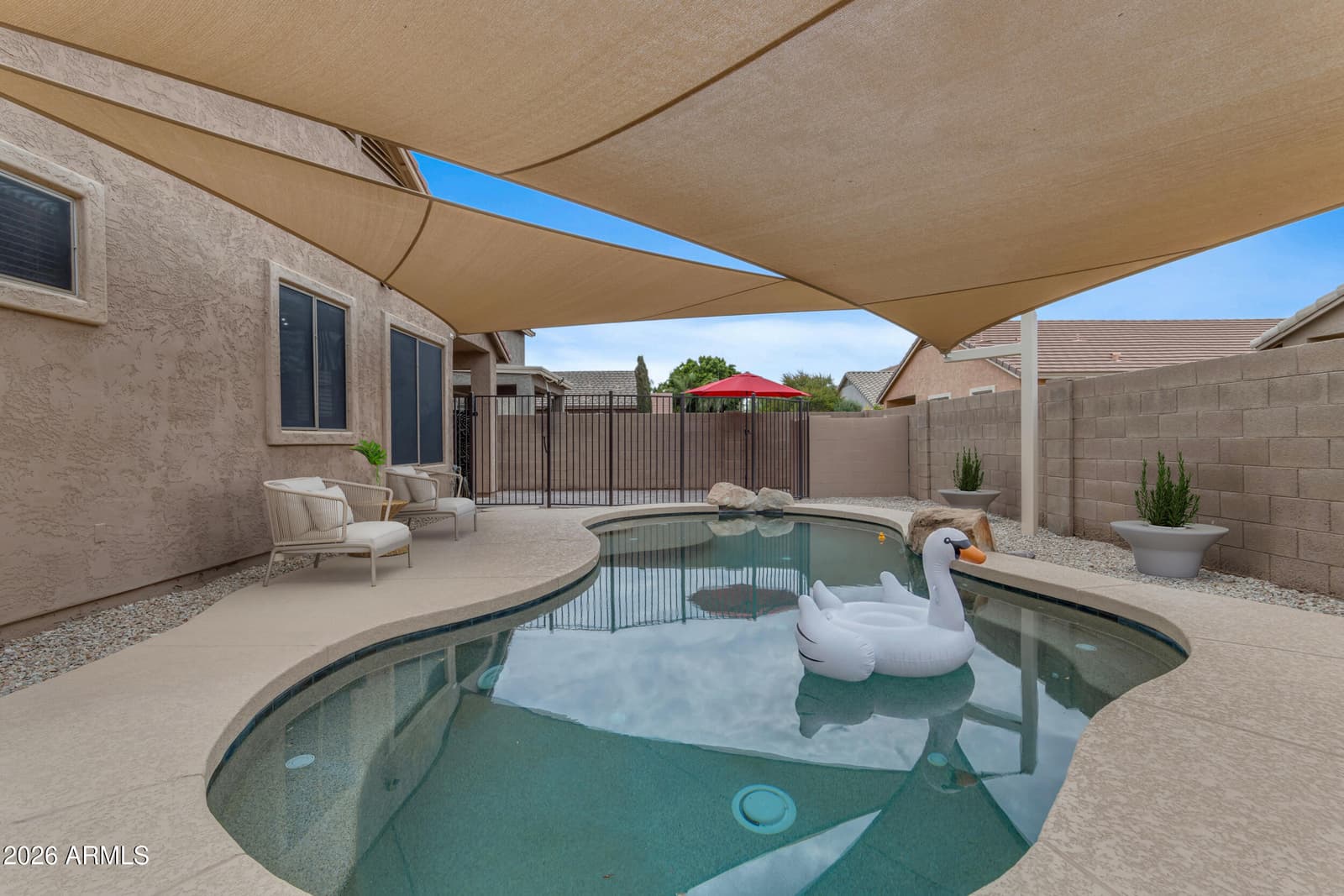 1121 E RANCH Court, Gilbert, AZ 85296 — photo 31 of 38