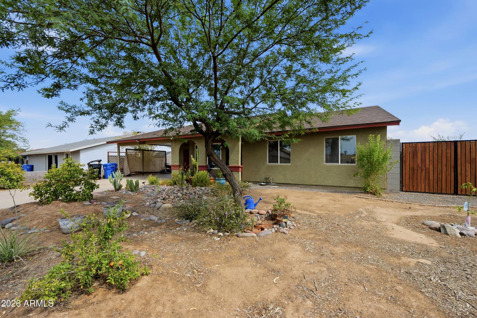 4108 E SUNLAND Avenue, Phoenix, AZ 85040 — photo 6 of 44