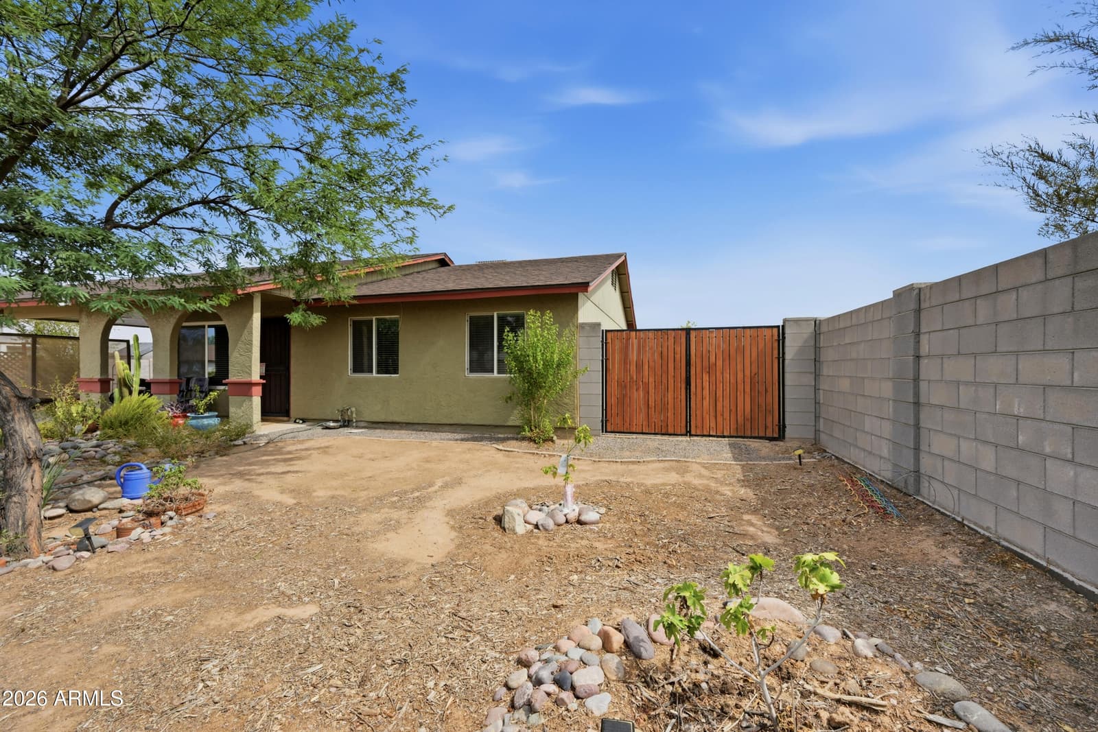 4108 E SUNLAND Avenue, Phoenix, AZ 85040 — photo 7 of 44