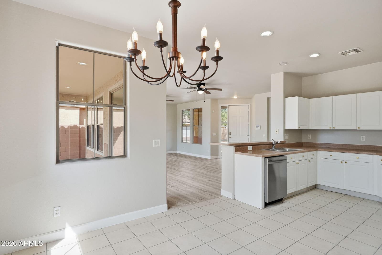 13557 W CYPRESS Street, Goodyear, AZ 85395 — photo 5 of 28