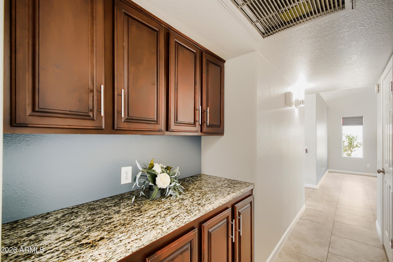 19432 N 3rd Avenue, Phoenix, AZ 85027 — photo 6 of 29