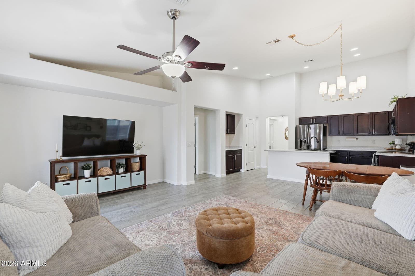 1491 E LAKEVIEW Drive, San Tan Valley, AZ 85143 — photo 9 of 36