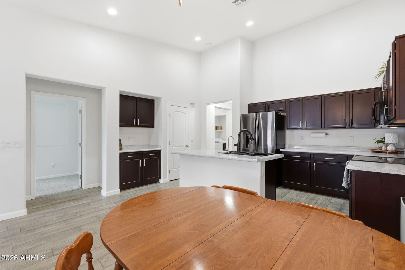 1491 E LAKEVIEW Drive, San Tan Valley, AZ 85143 — photo 11 of 36