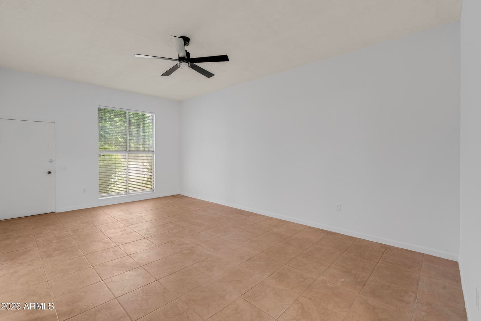 13239 N 99TH Drive, Sun City, AZ 85351 — photo 7 of 31