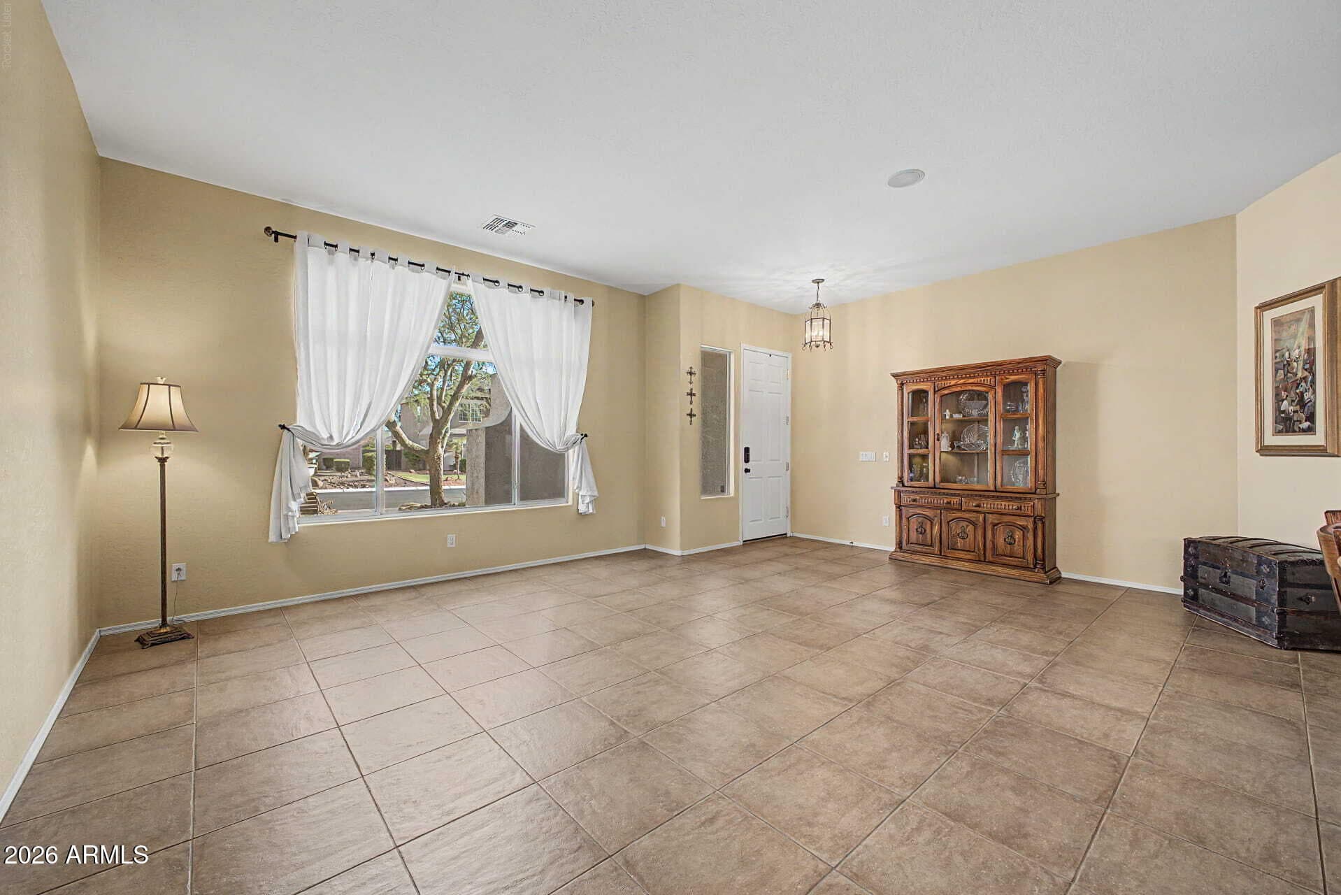 9626 W BAJADA Road, Peoria, AZ 85383 — photo 5 of 37