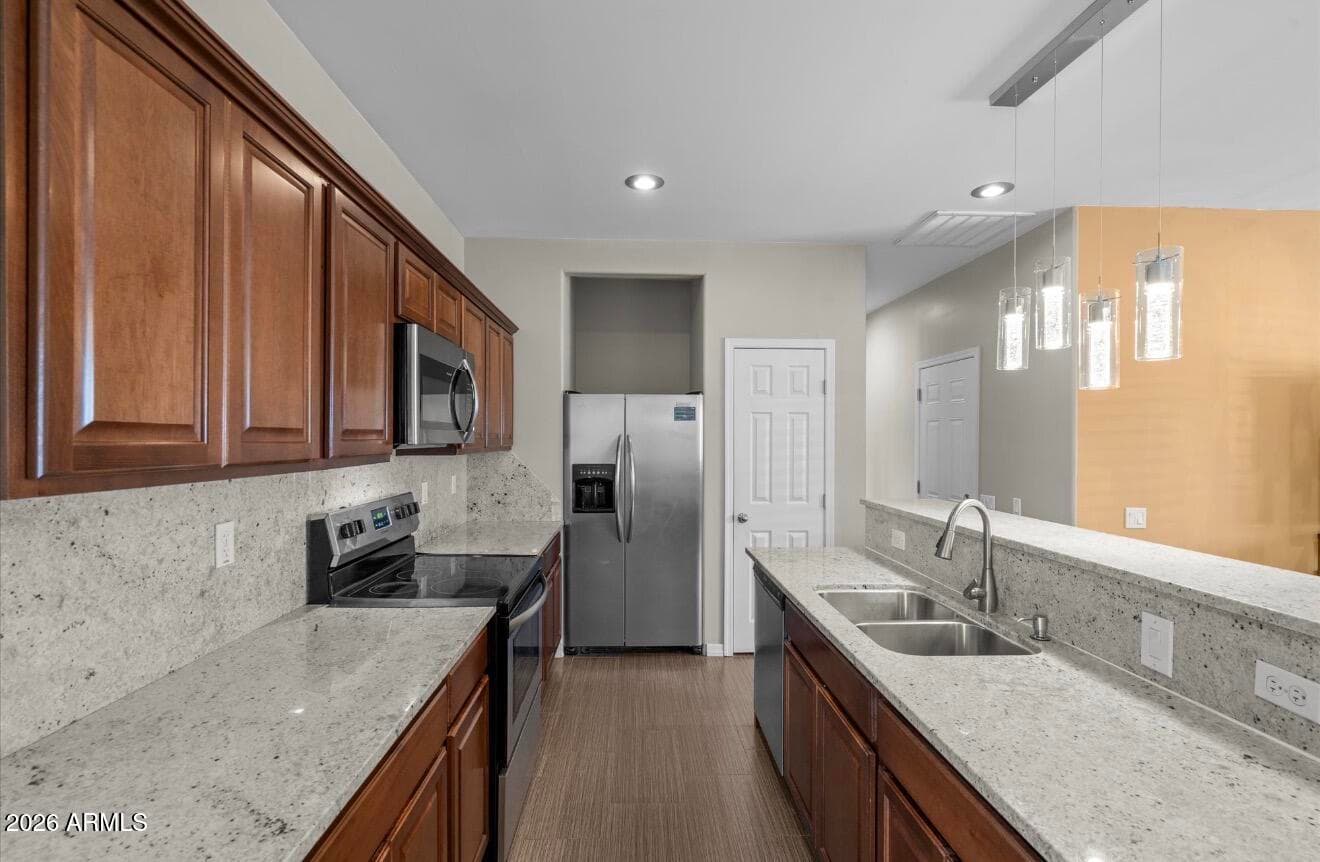 13139 W TUCKEY Lane, Glendale, AZ 85307 — photo 4 of 22