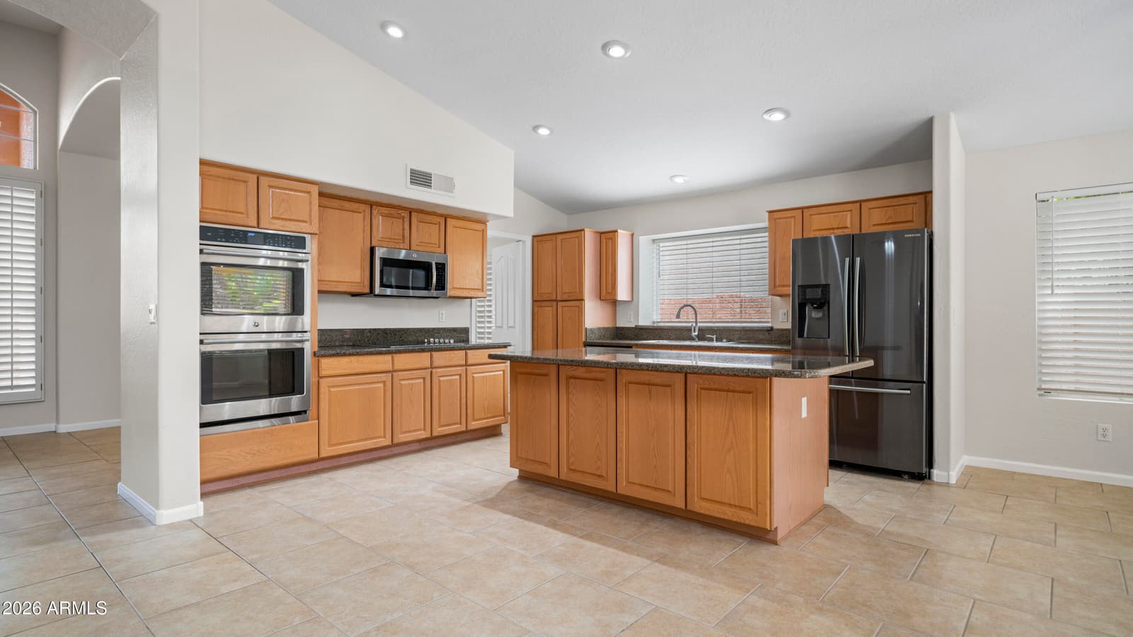1359 W LARONA Lane, Tempe, AZ 85284 — photo 20 of 83