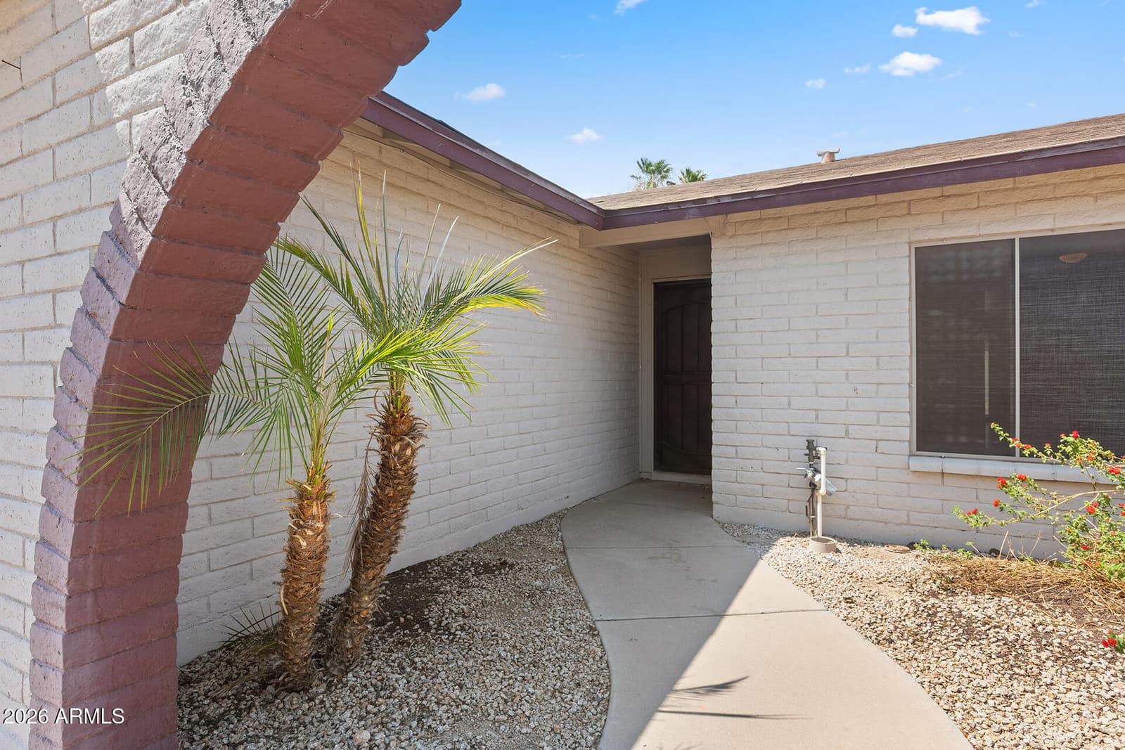 5620 W HEARN Road, Glendale, AZ 85306 — photo 8 of 54