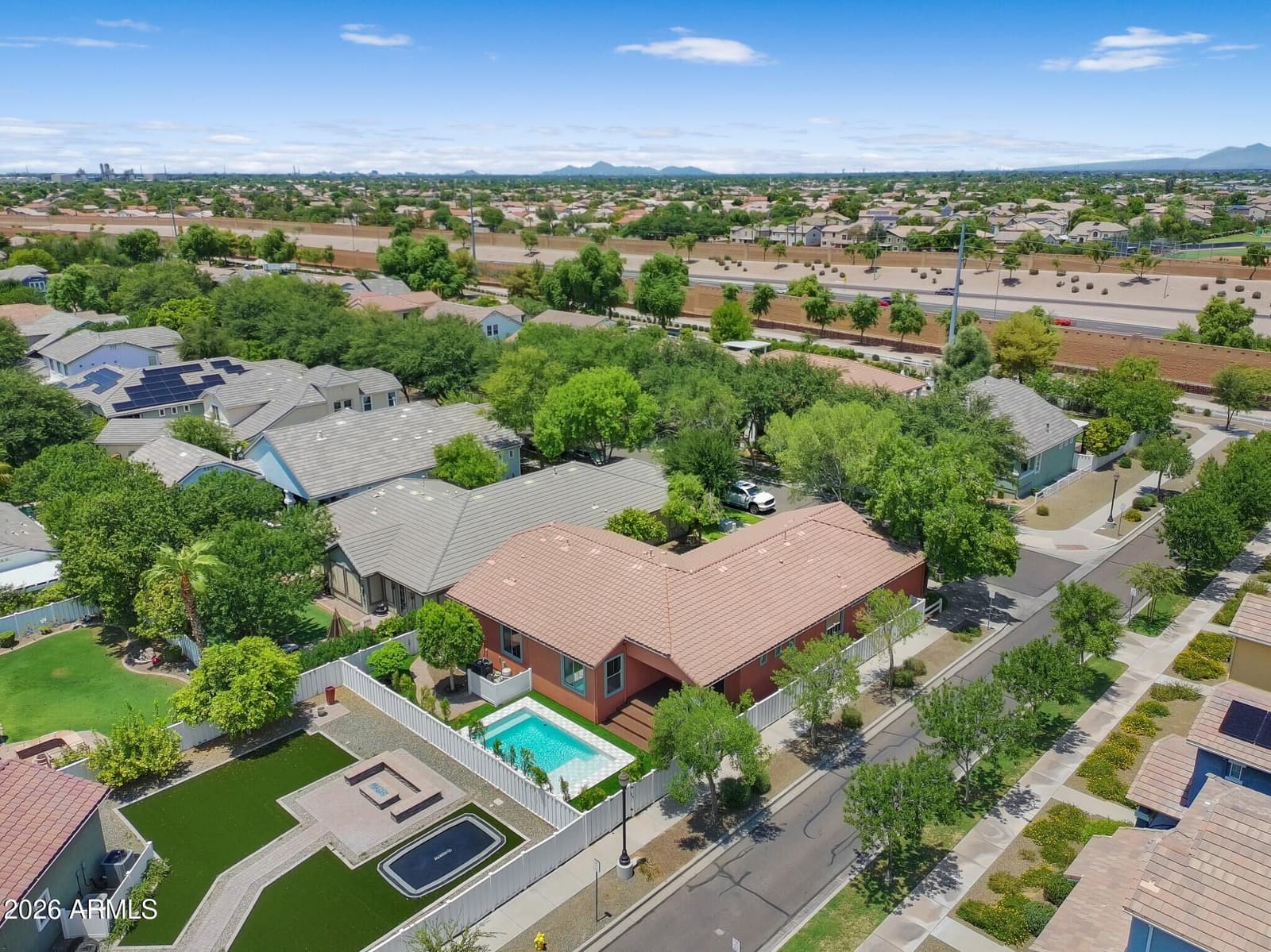 3041 E CAMELLIA Drive, Gilbert, AZ 85296 — photo 4 of 61