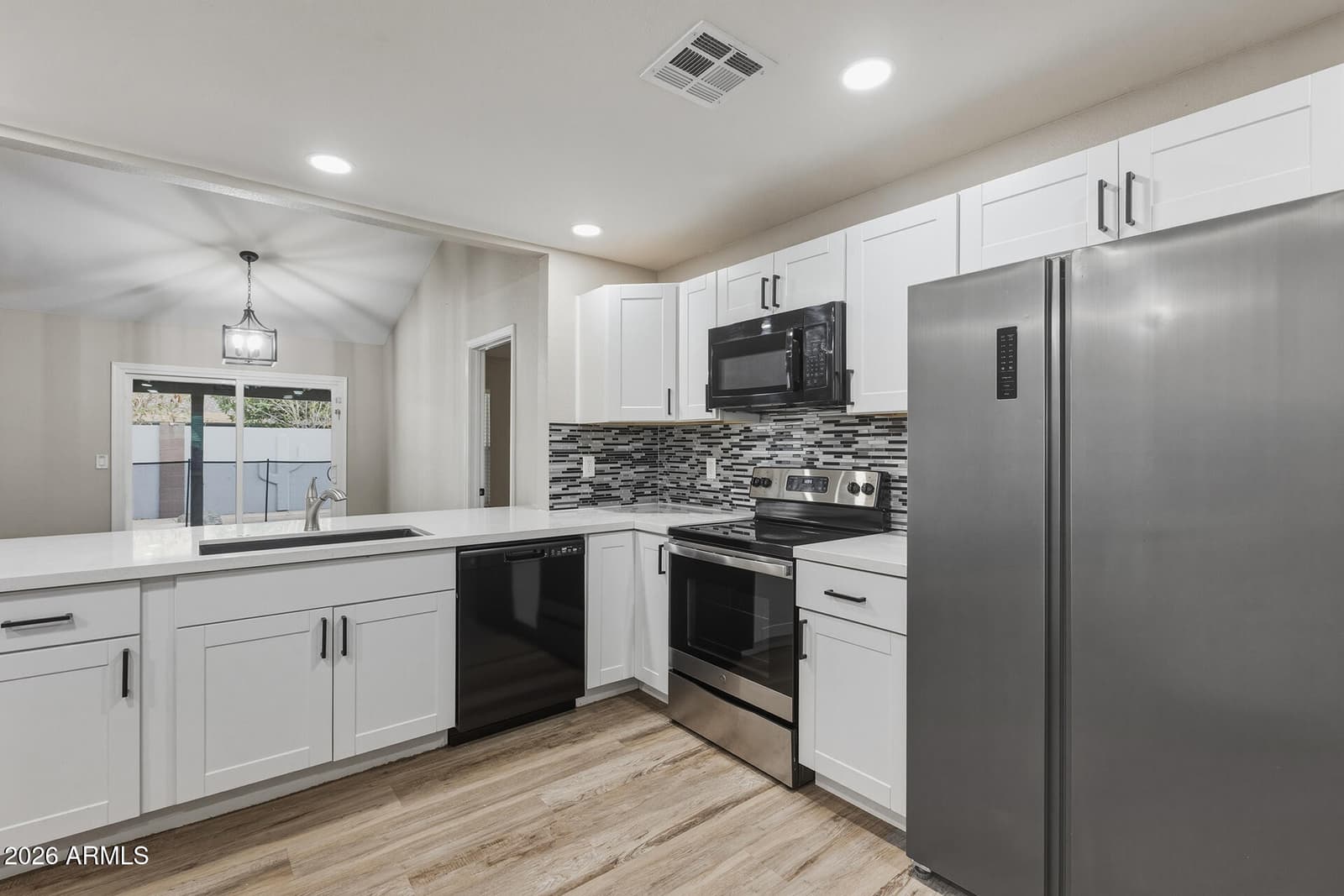 9033 W VOGEL Avenue, Peoria, AZ 85345 — photo 14 of 49