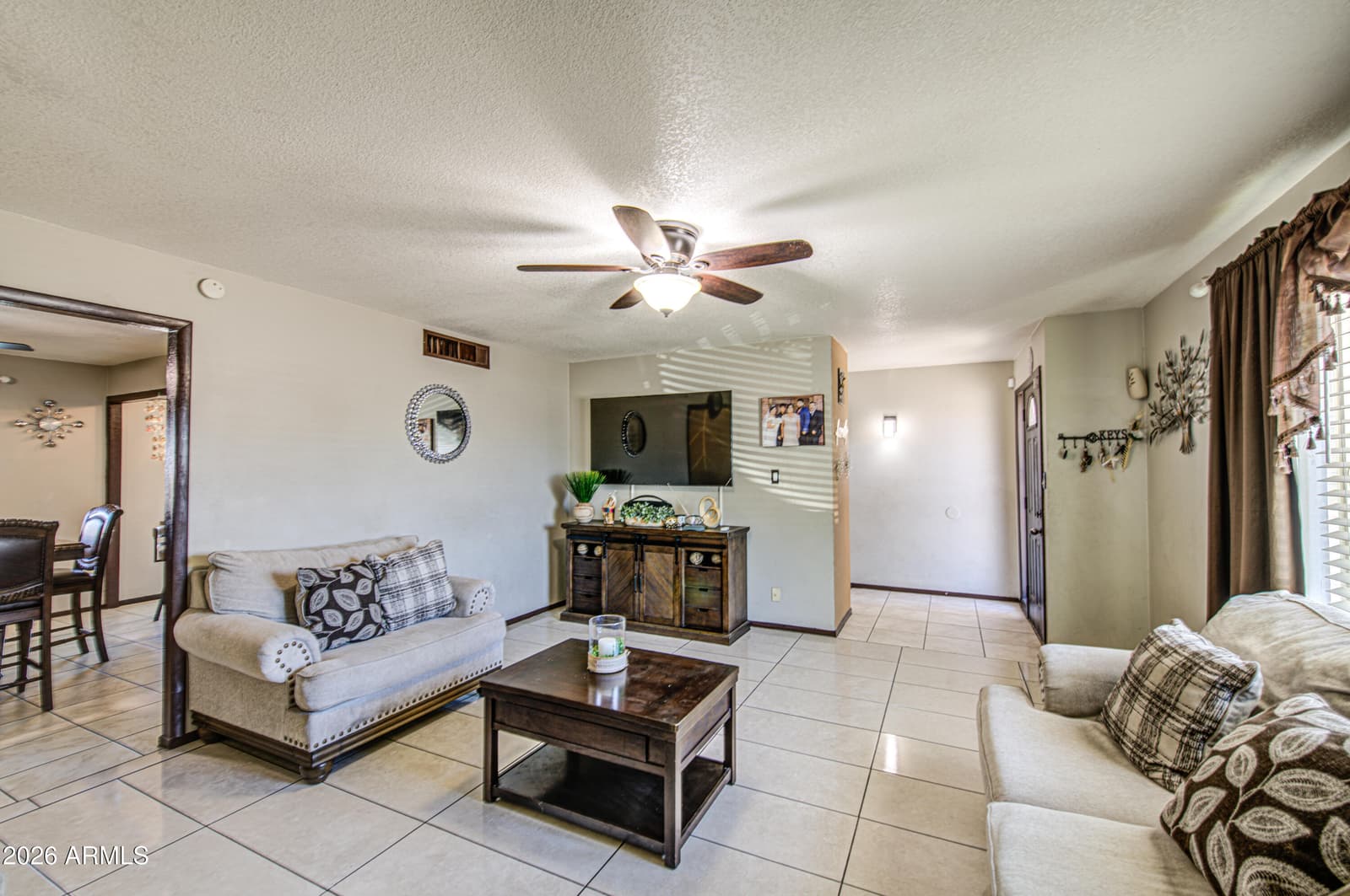 4306 W CLAREMONT Street, Glendale, AZ 85301 — photo 8 of 45
