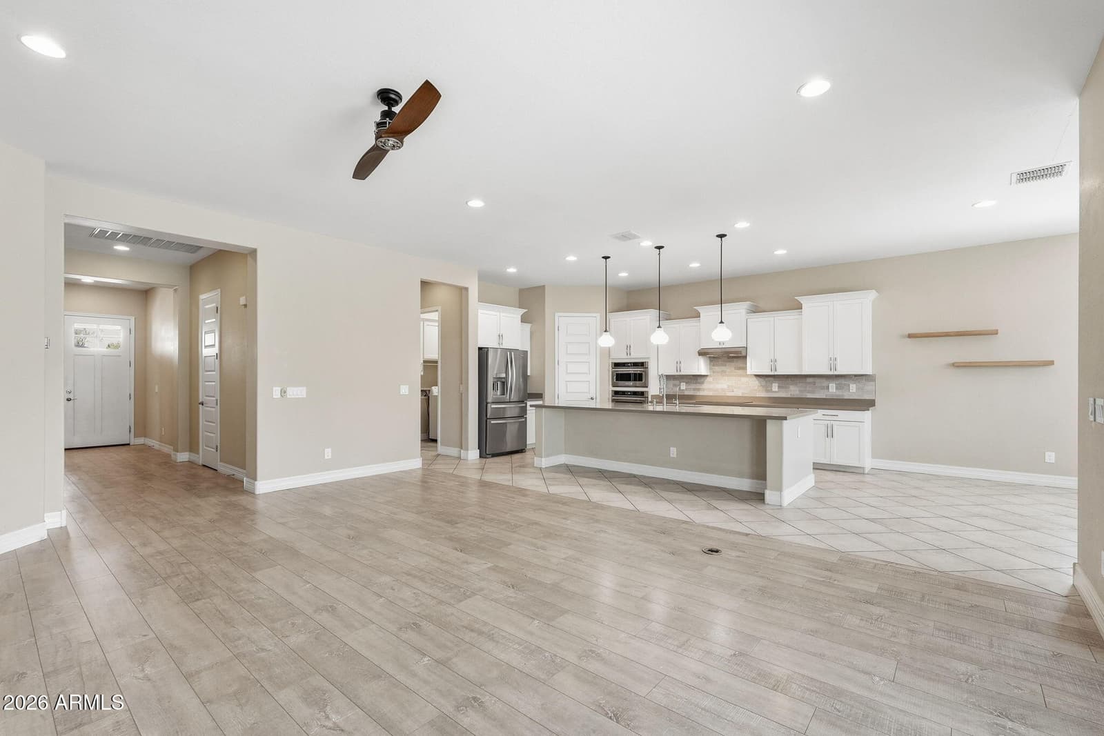 3930 E CHESTNUT Lane, Gilbert, AZ 85298 — photo 10 of 44