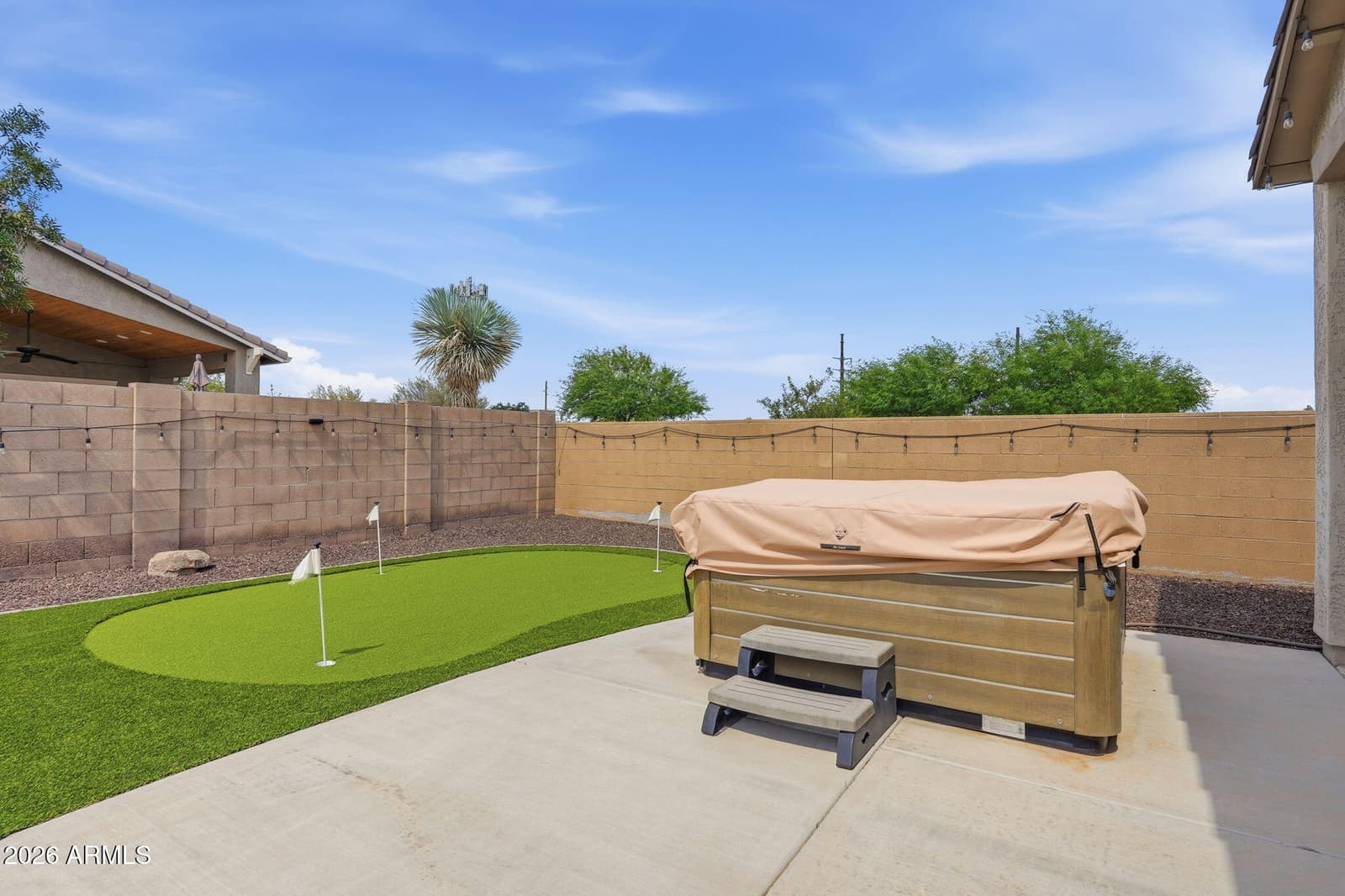 3930 E CHESTNUT Lane, Gilbert, AZ 85298 — photo 4 of 44