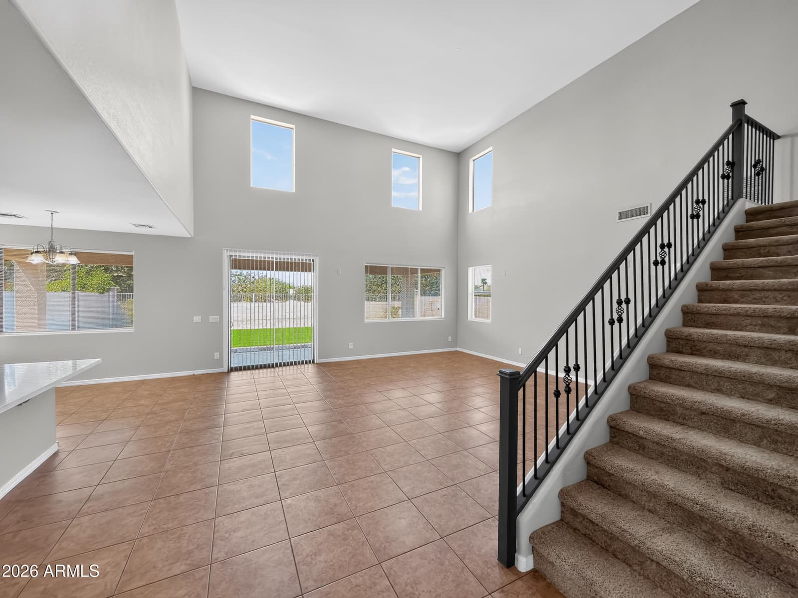 728 W DESERT CANYON Drive, San Tan Valley, AZ 85143 — photo 5 of 58