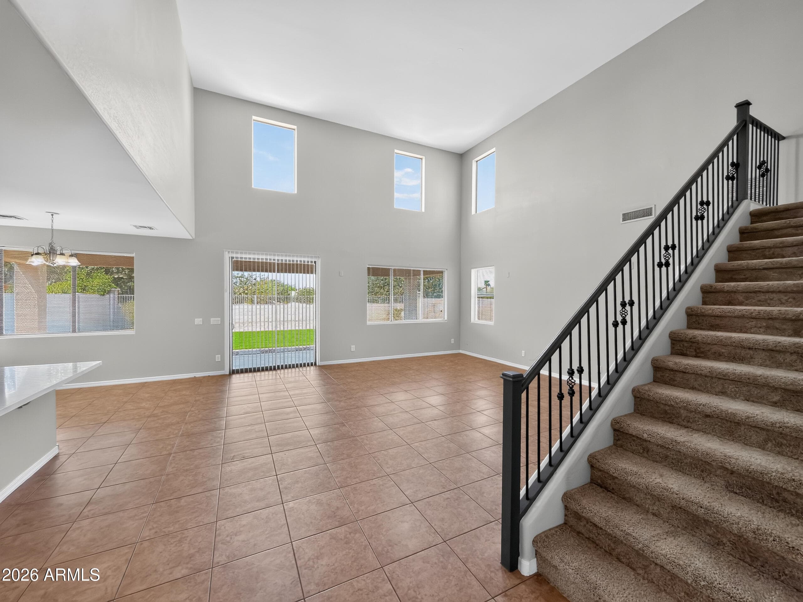 728 W DESERT CANYON Drive, San Tan Valley, AZ 85143 — photo 5 of 58