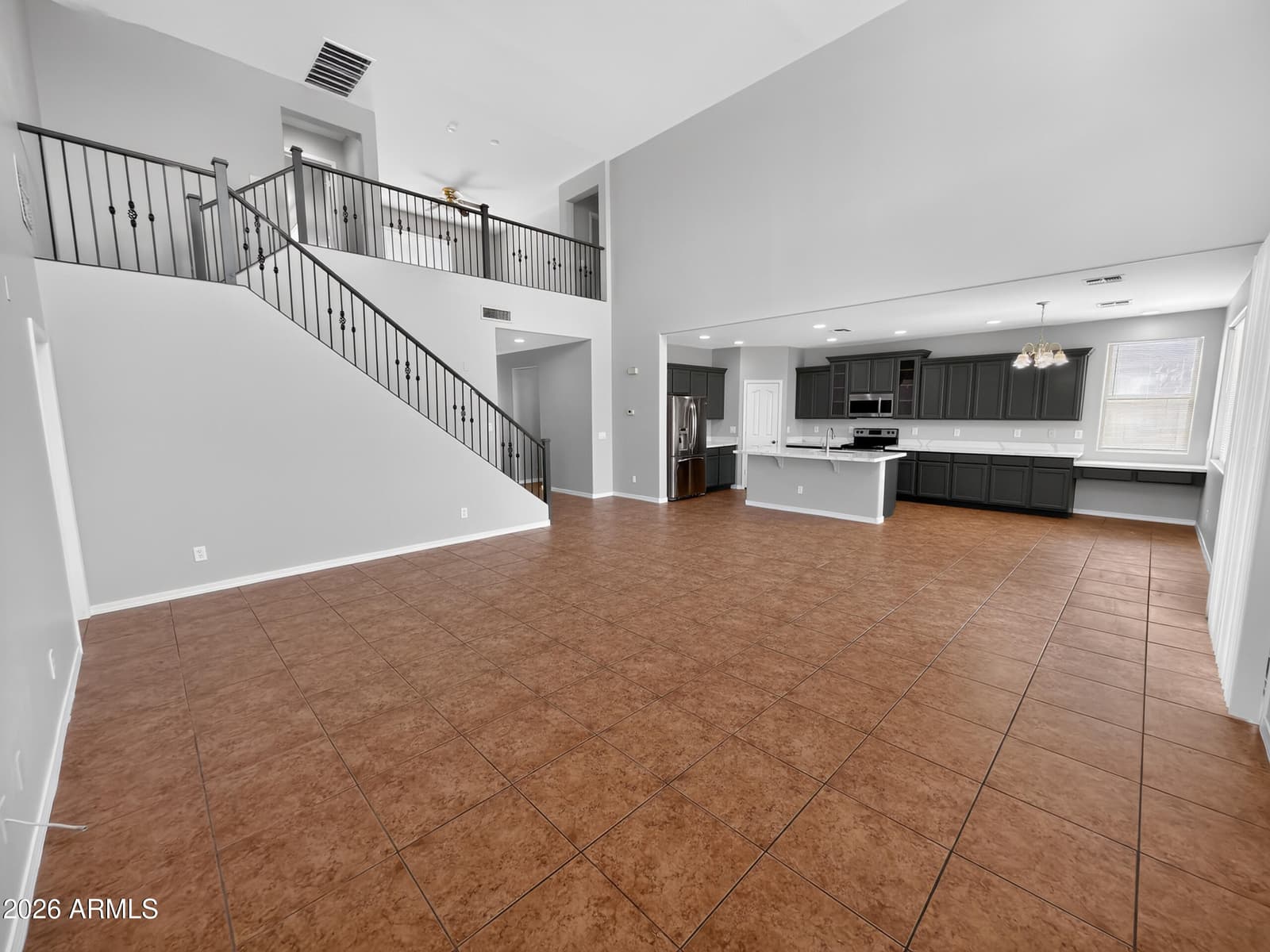 728 W DESERT CANYON Drive, San Tan Valley, AZ 85143 — photo 7 of 58