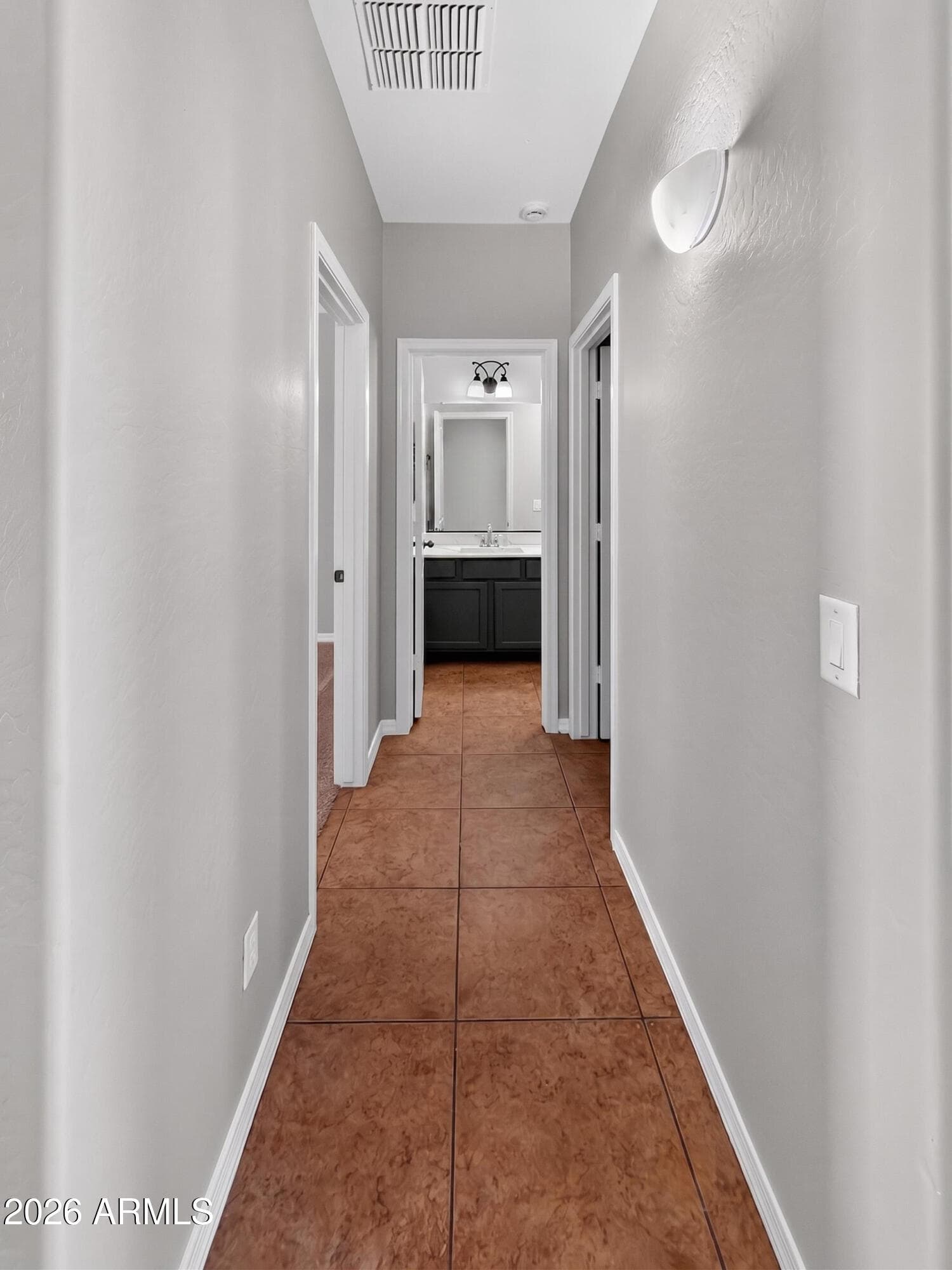 728 W DESERT CANYON Drive, San Tan Valley, AZ 85143 — photo 21 of 58