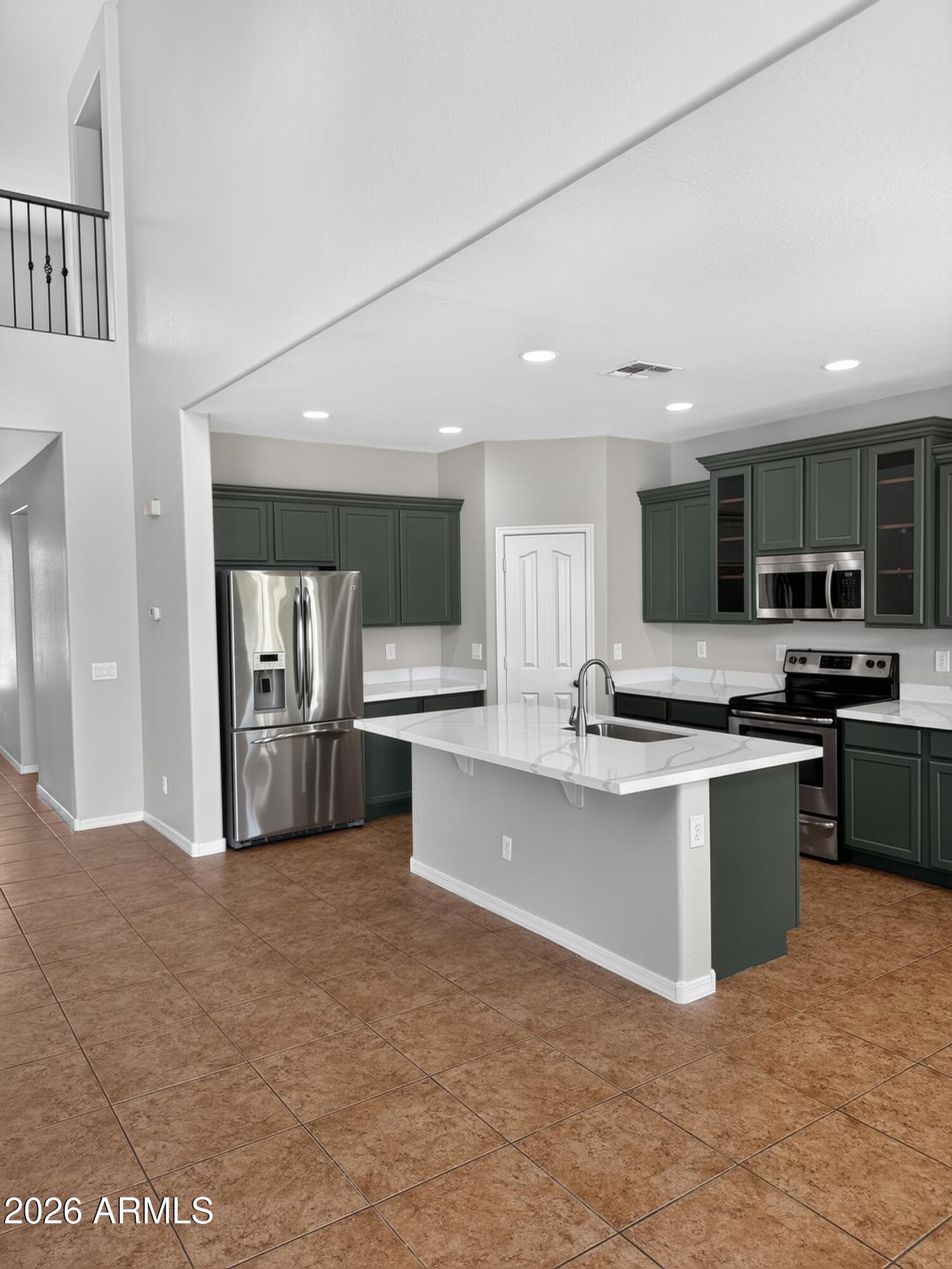 728 W DESERT CANYON Drive, San Tan Valley, AZ 85143 — photo 15 of 58