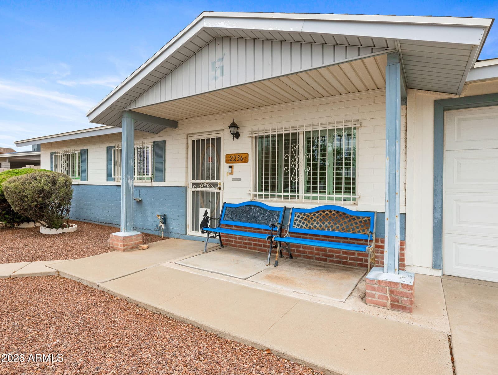 2236 W MORNINGSIDE Drive, Phoenix, AZ 85023 — photo 4 of 27