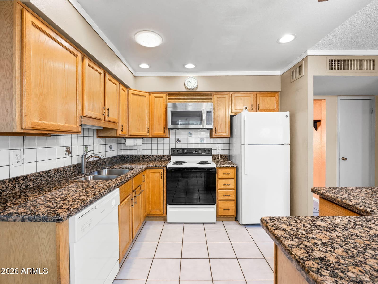 2236 W MORNINGSIDE Drive, Phoenix, AZ 85023 — photo 7 of 27