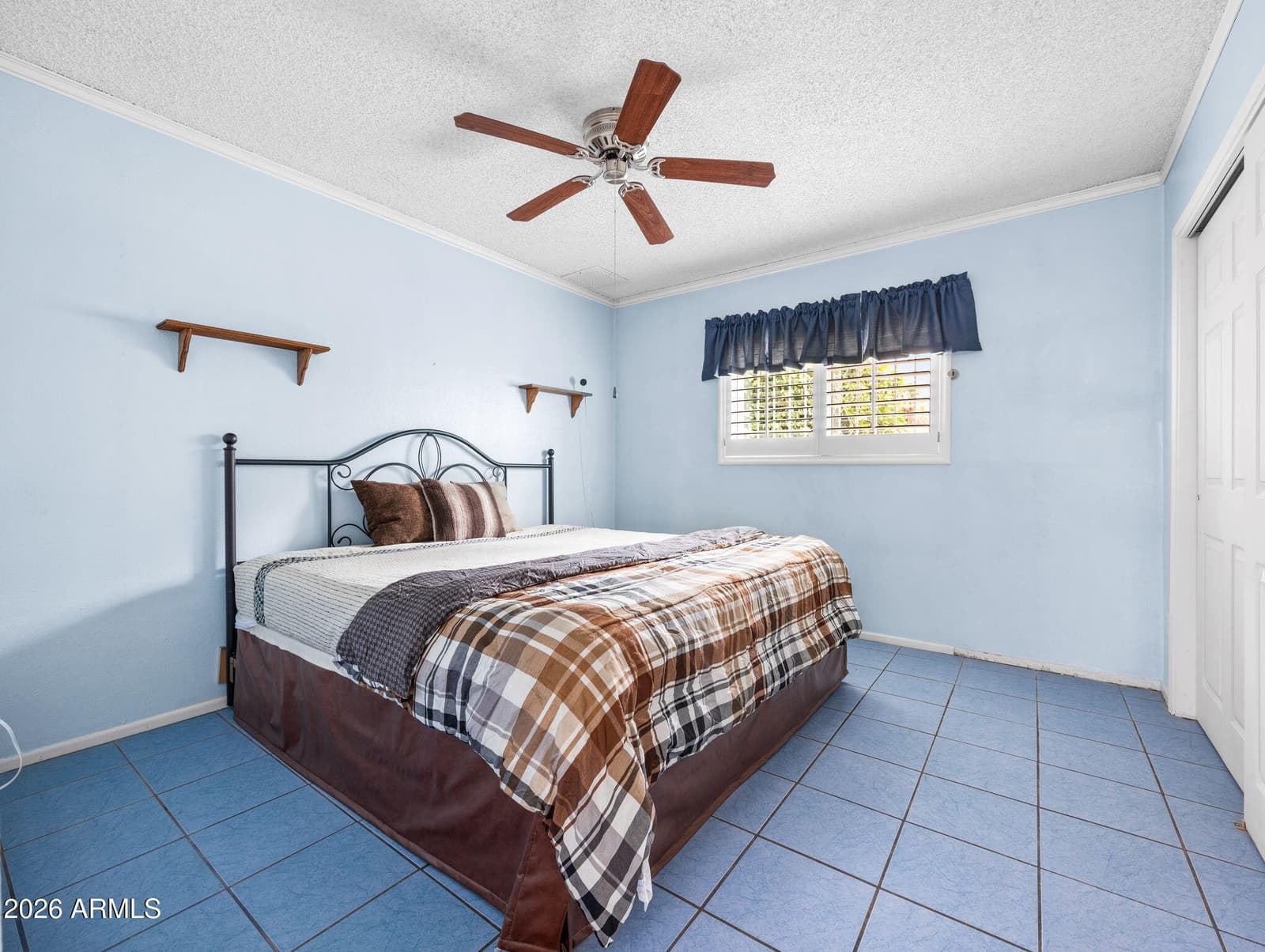 2236 W MORNINGSIDE Drive, Phoenix, AZ 85023 — photo 18 of 27