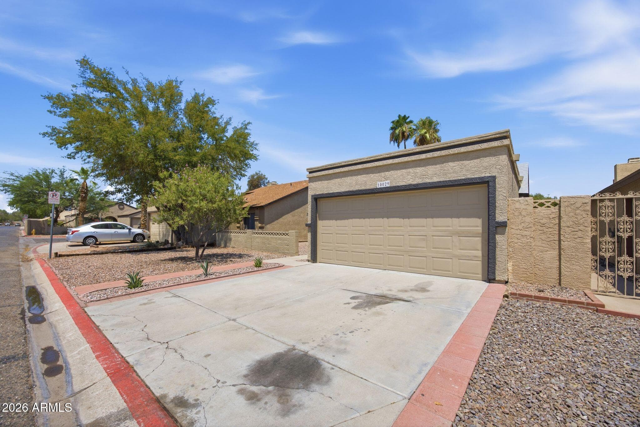 10029 N 66TH Lane, Glendale, AZ 85302 — photo 3 of 25