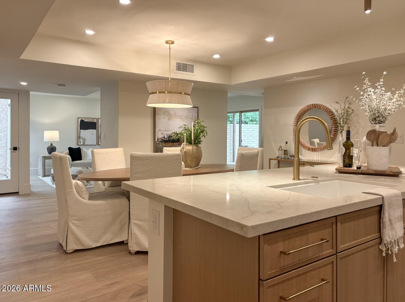 7844 E CRESTWOOD Way, Scottsdale, AZ 85250 — photo 4 of 28