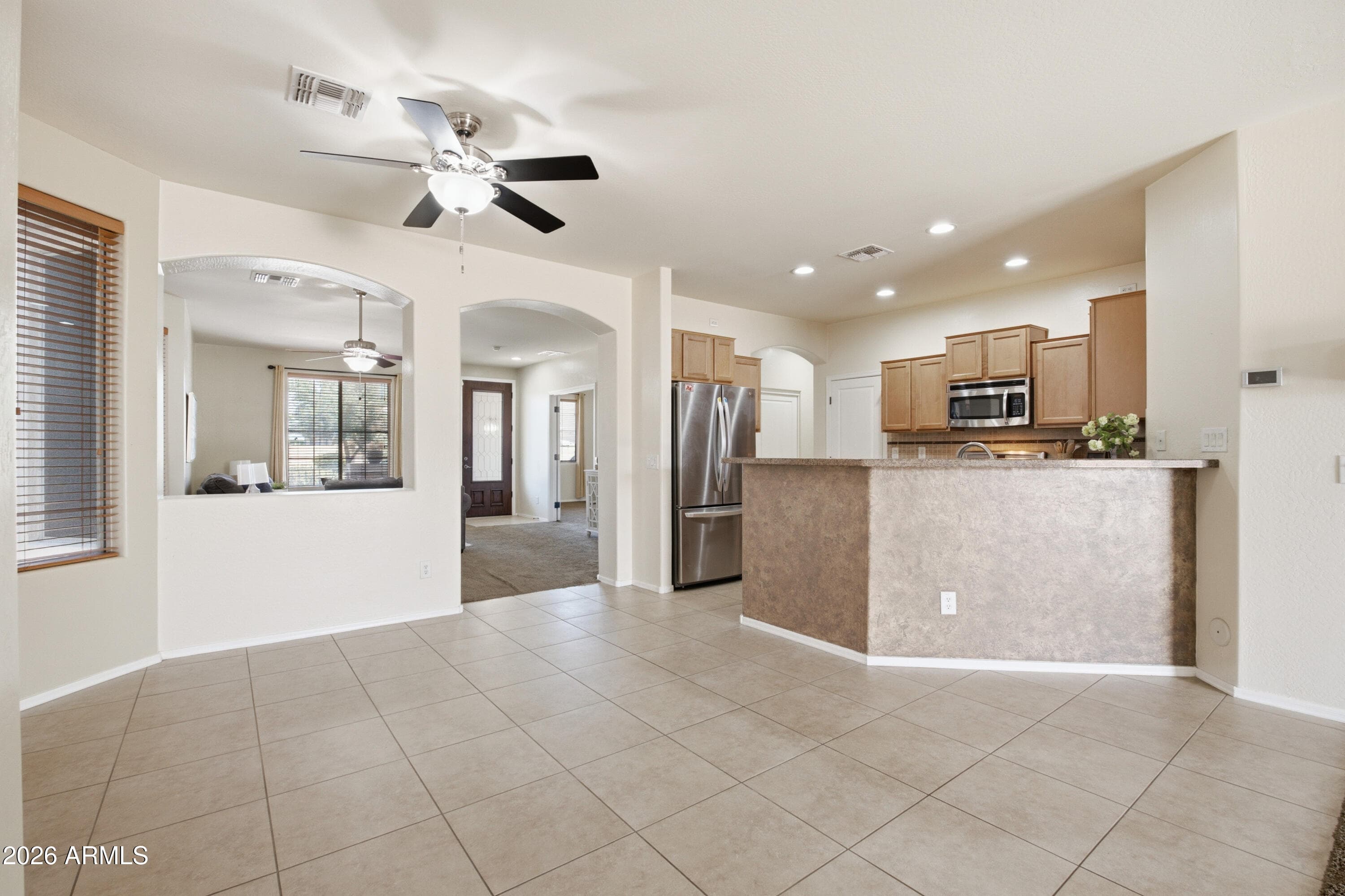 3257 E TONTO Court, Gilbert, AZ 85298 — photo 11 of 60