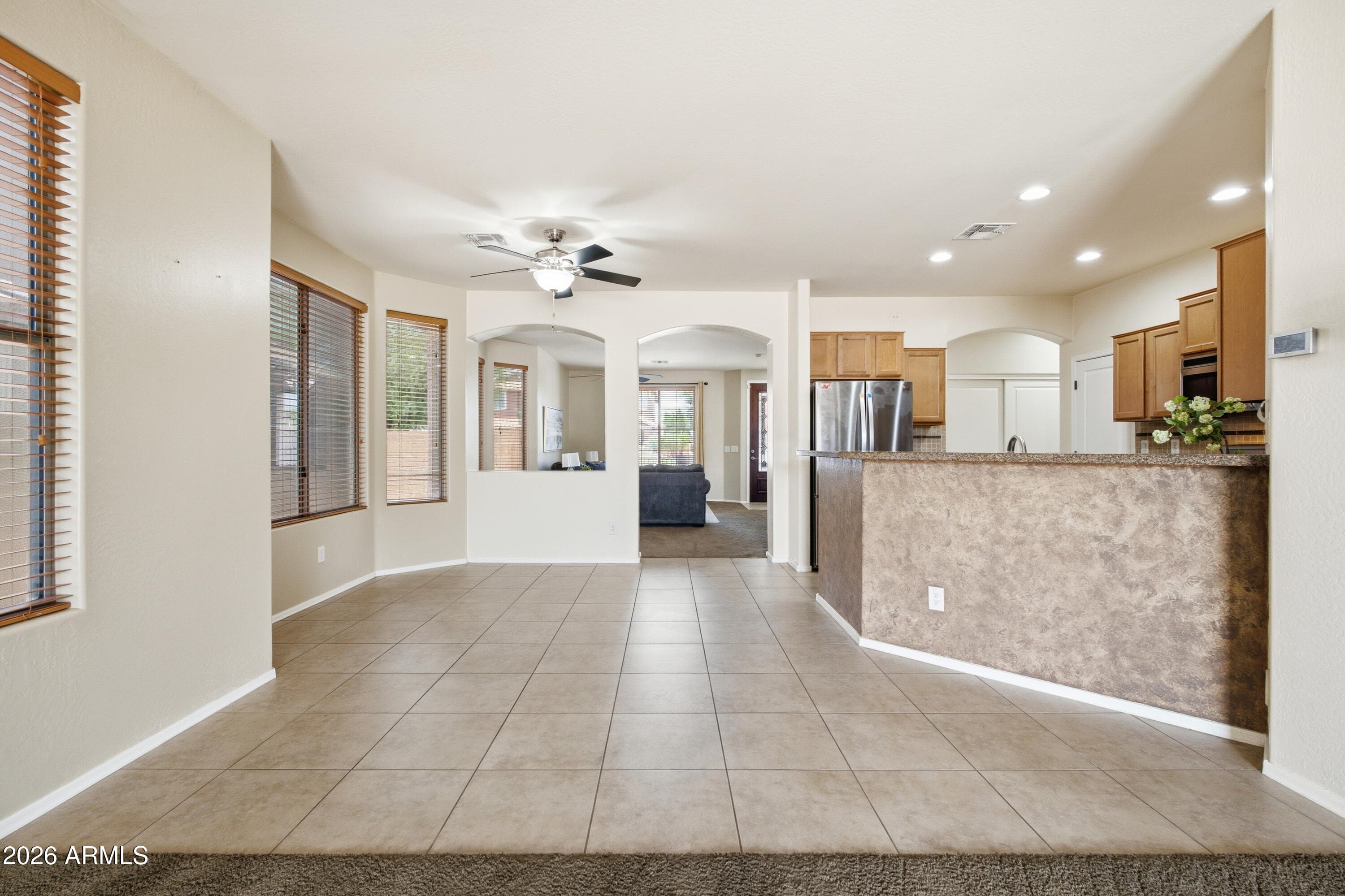 3257 E TONTO Court, Gilbert, AZ 85298 — photo 12 of 60