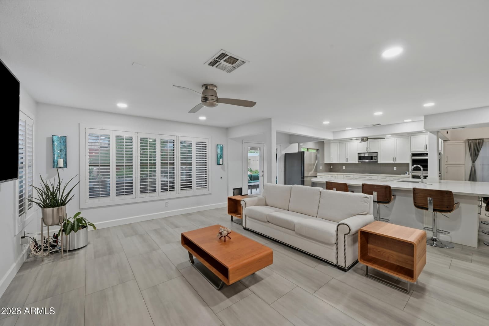 4626 E Adobe Drive, Phoenix, AZ 85050 — photo 10 of 41