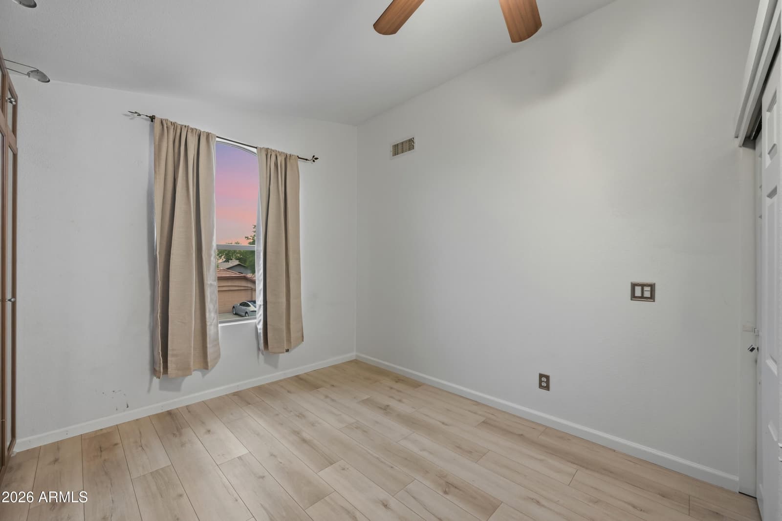 4626 E Adobe Drive, Phoenix, AZ 85050 — photo 27 of 41