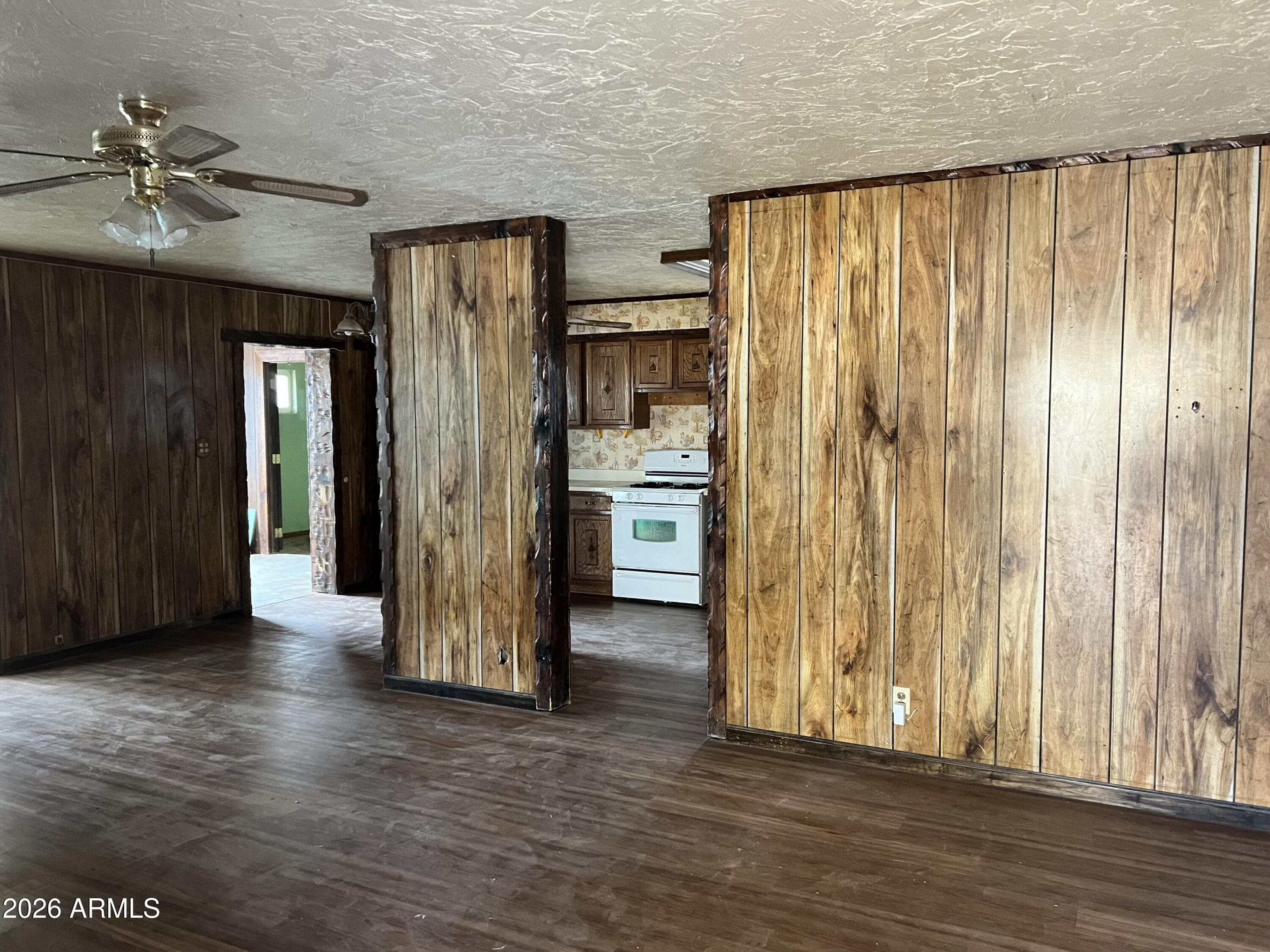 315 W FAIRHAVEN Road, Kearny, AZ 85137 — photo 4 of 9