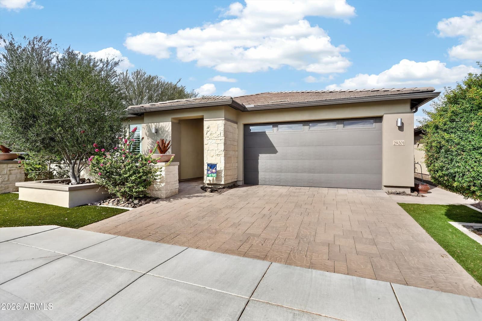 29201 N SORRENTO Drive, Peoria, AZ 85383 — photo 5 of 91