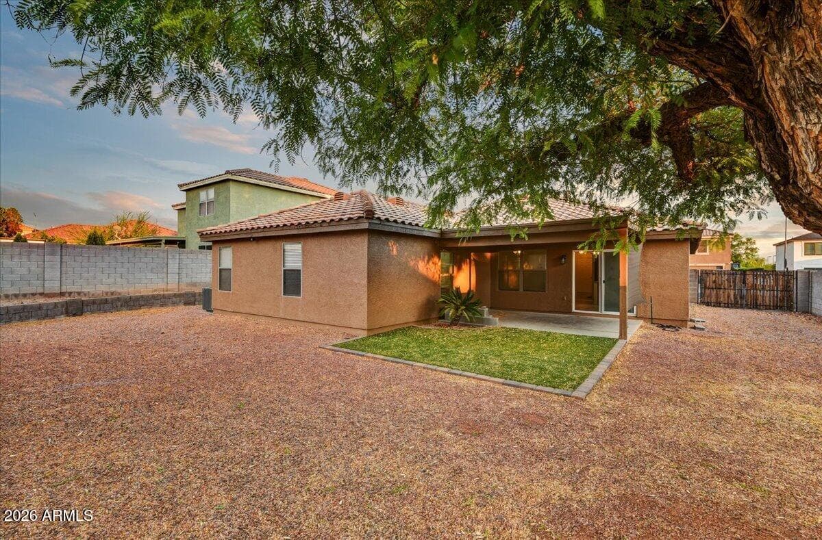 10524 W COUNTRY CLUB Trail, Peoria, AZ 85383 — photo 5 of 25