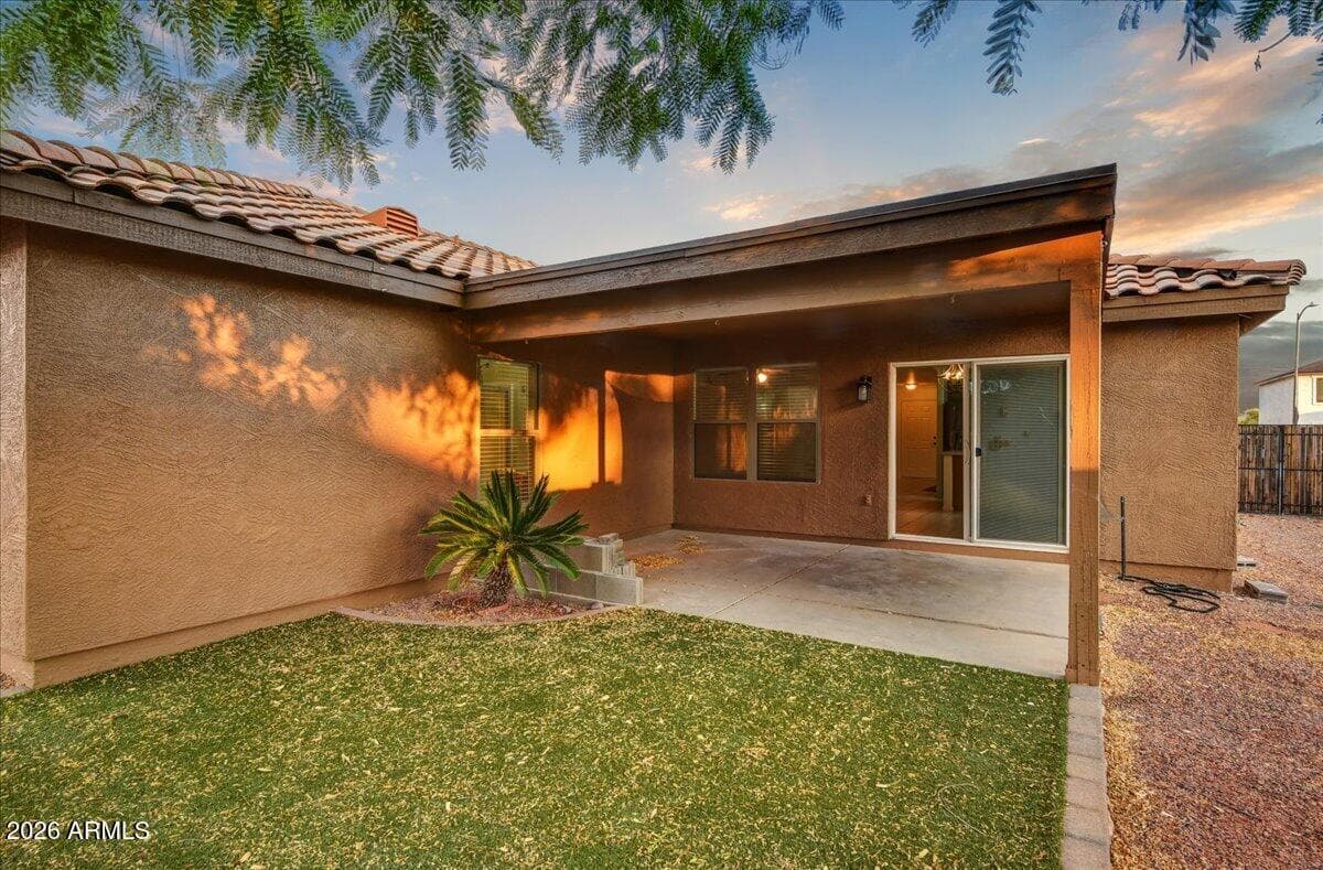 10524 W COUNTRY CLUB Trail, Peoria, AZ 85383 — photo 6 of 25