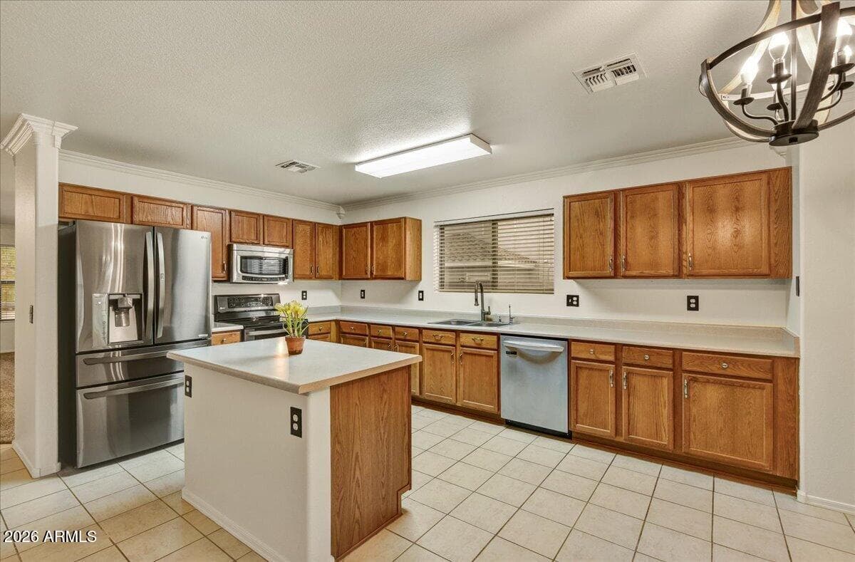 10524 W COUNTRY CLUB Trail, Peoria, AZ 85383 — photo 16 of 25