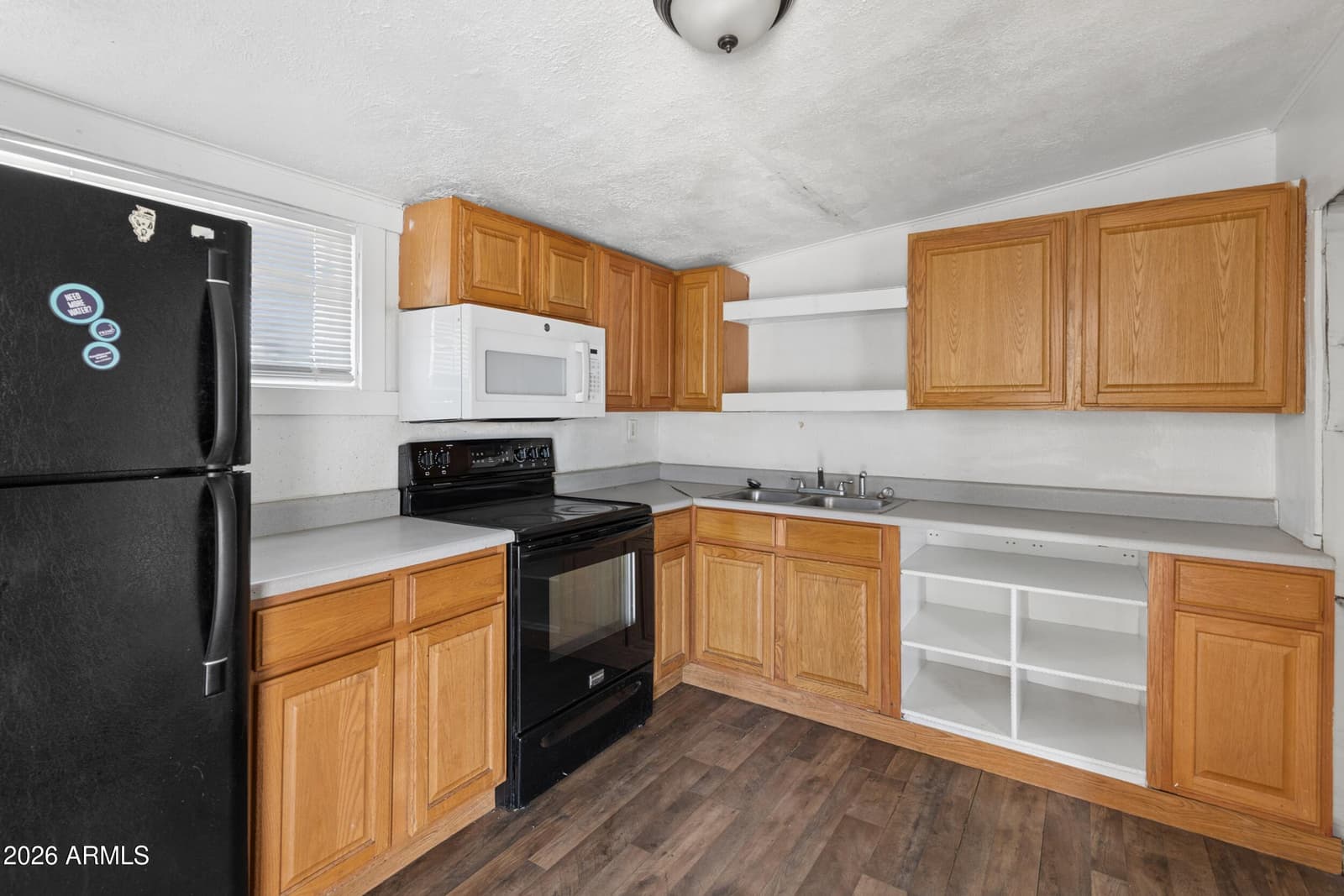 409 N COOLIDGE Avenue, Casa Grande, AZ 85122 — photo 10 of 23