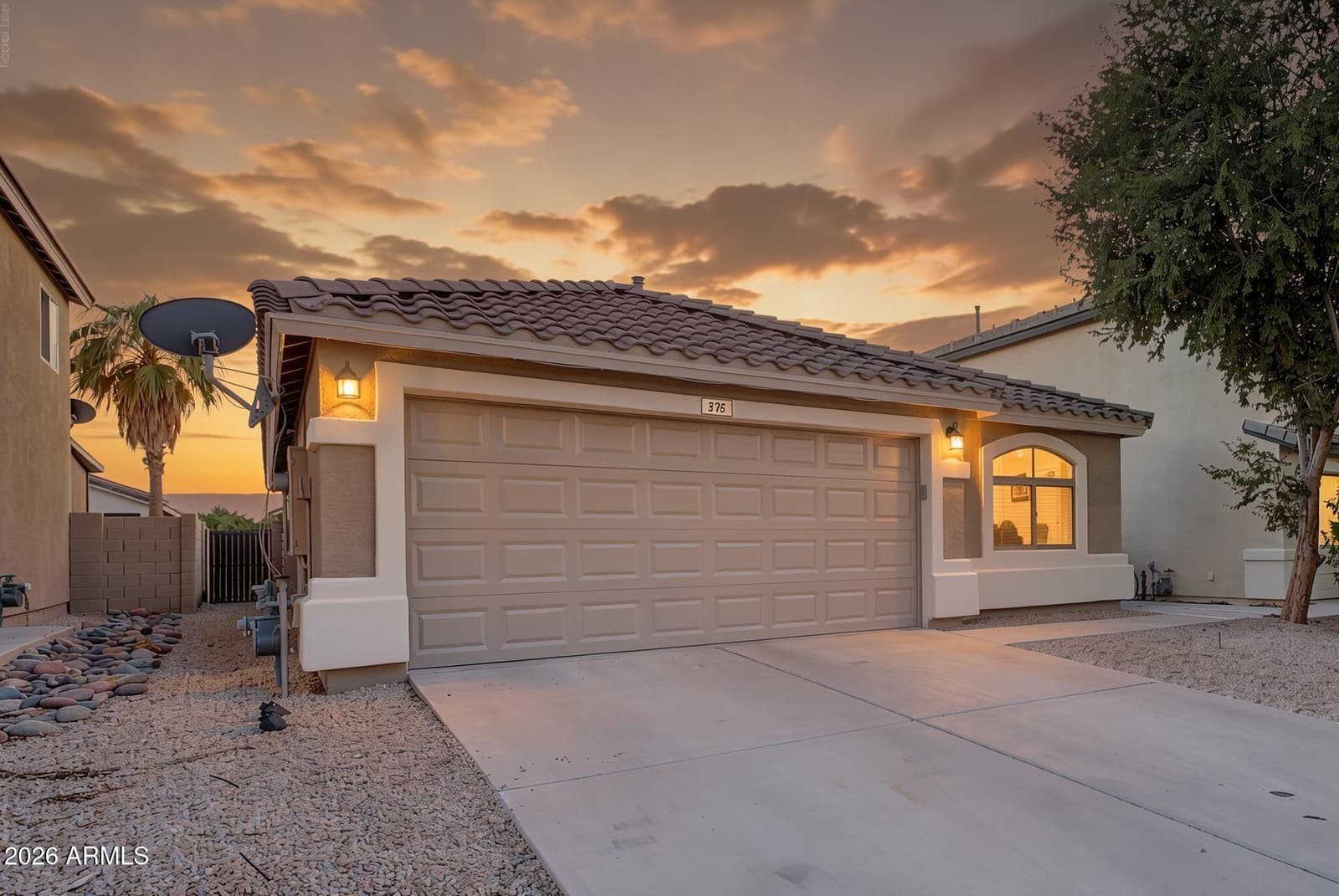 375 E LESLIE Avenue, San Tan Valley, AZ 85140 — photo 1 of 11