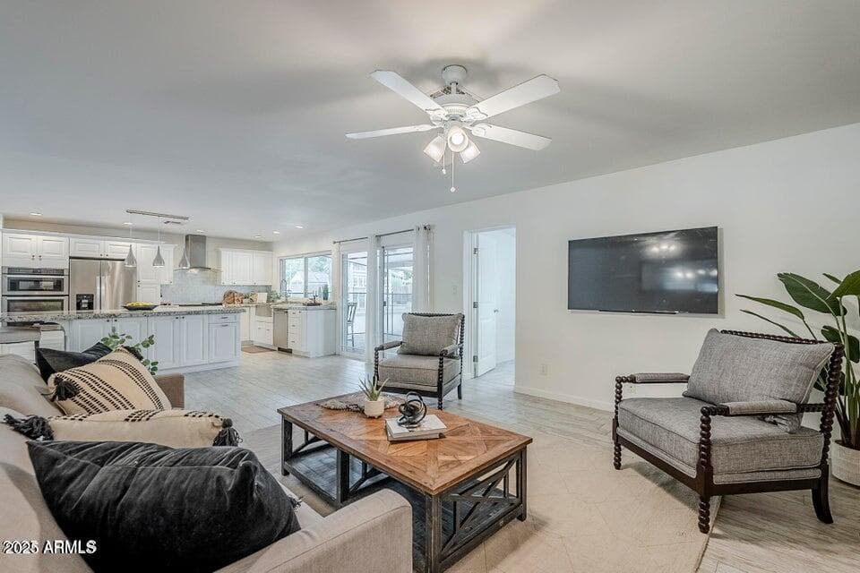 10844 N 37th Street, Phoenix, AZ 85028 — photo 18 of 59