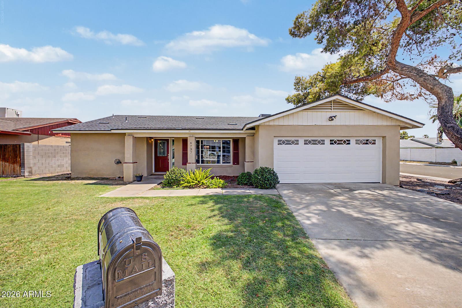 4737 W BERYL Avenue, Glendale, AZ 85302