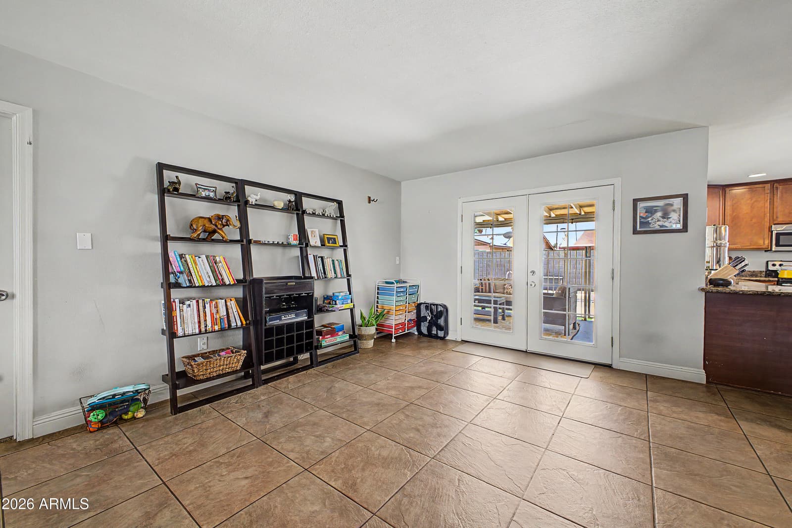 4737 W BERYL Avenue, Glendale, AZ 85302 — photo 7 of 28