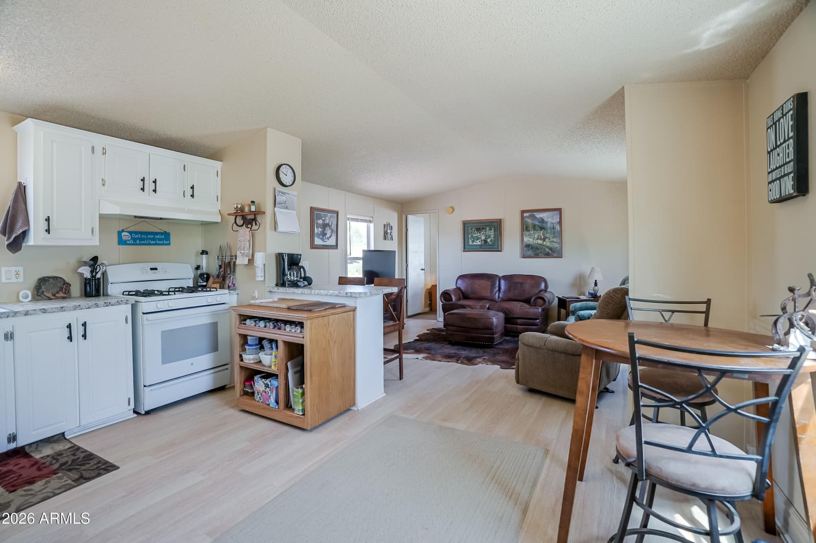 6261 N UNION Drive, Prescott Valley, AZ 86314 — photo 15 of 29