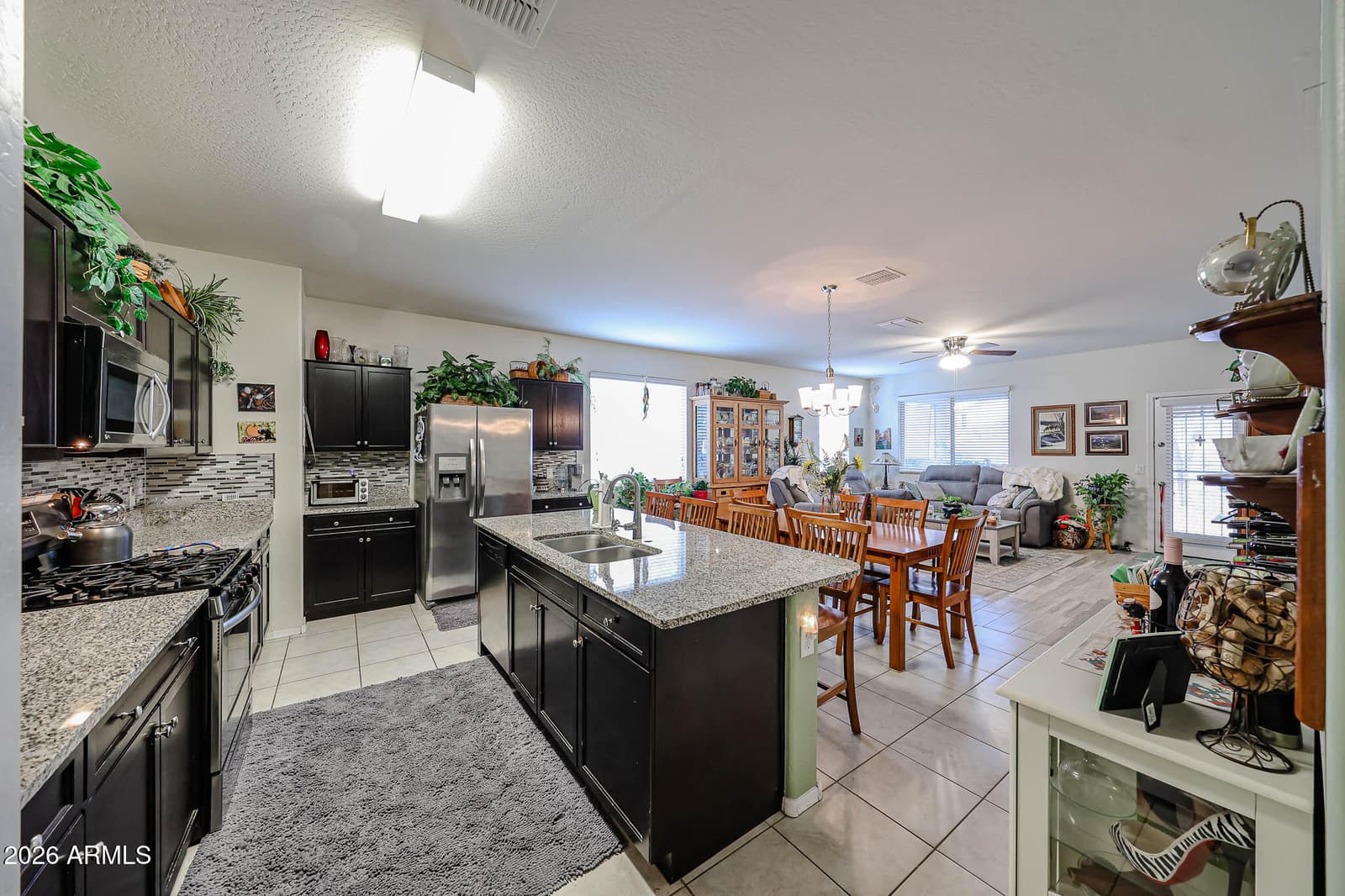 30204 W CATALINA Drive, Buckeye, AZ 85396 — photo 8 of 33