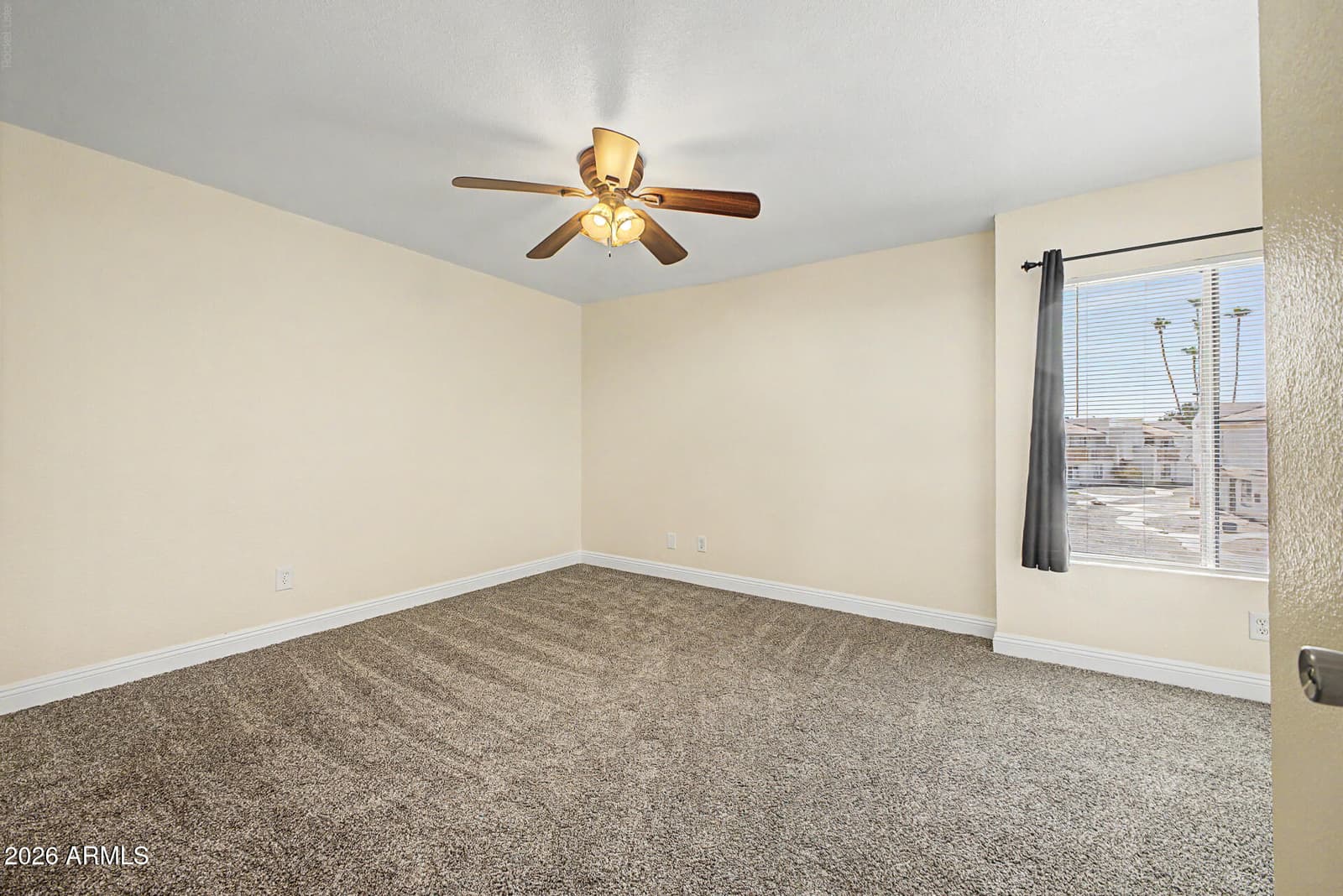 3840 N 43RD Avenue 31, Phoenix, AZ 85031 — photo 13 of 29