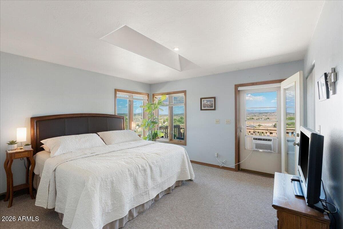 974 N GRANDVIEW, Paulden, AZ 86334 — photo 11 of 32