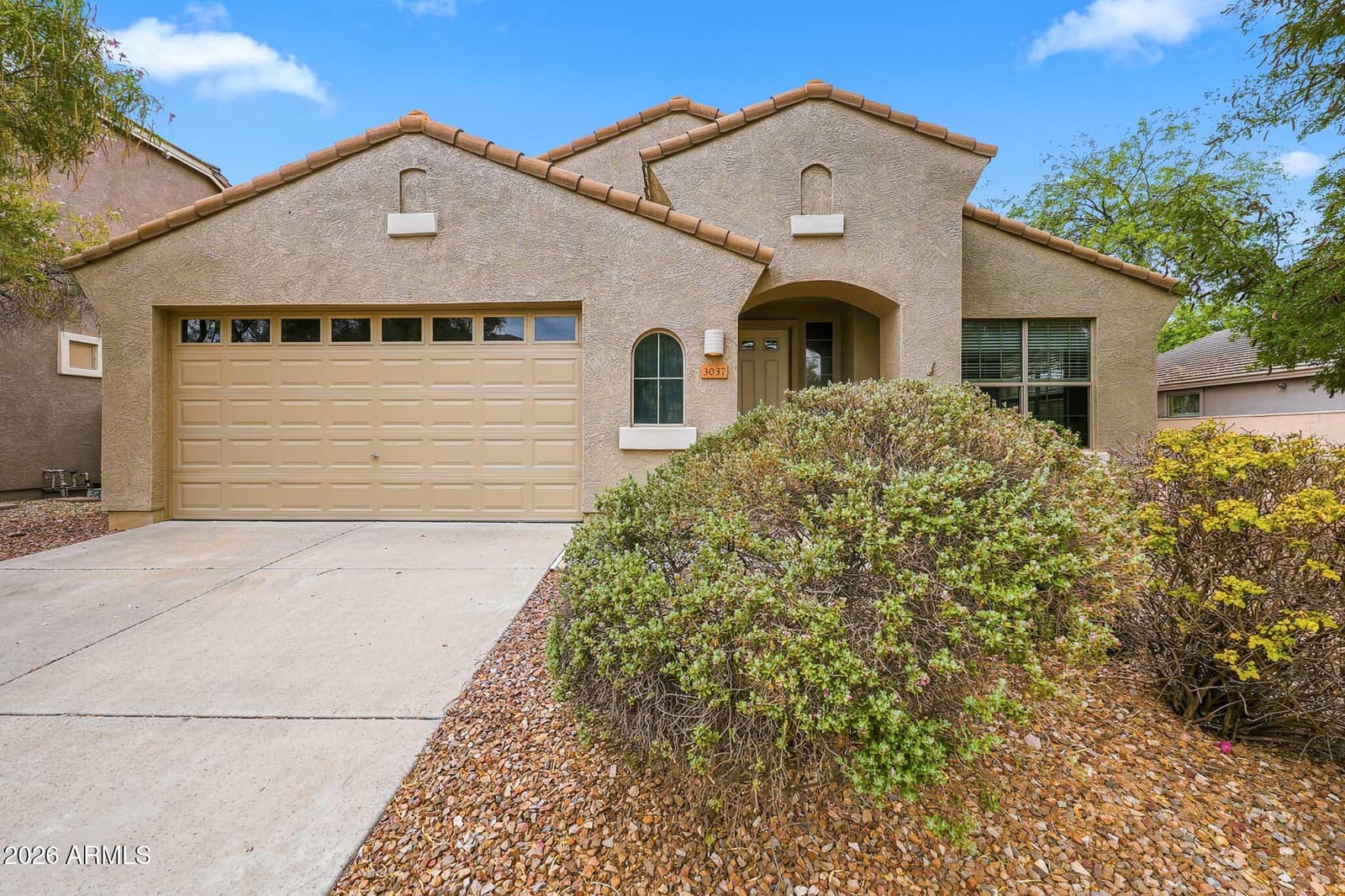 3037 W GRAN PARADISO Drive, Phoenix, AZ 85086 — photo 2 of 58