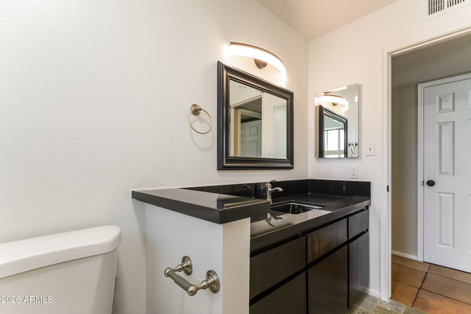 9641 N 41ST Drive, Phoenix, AZ 85051 — photo 8 of 15